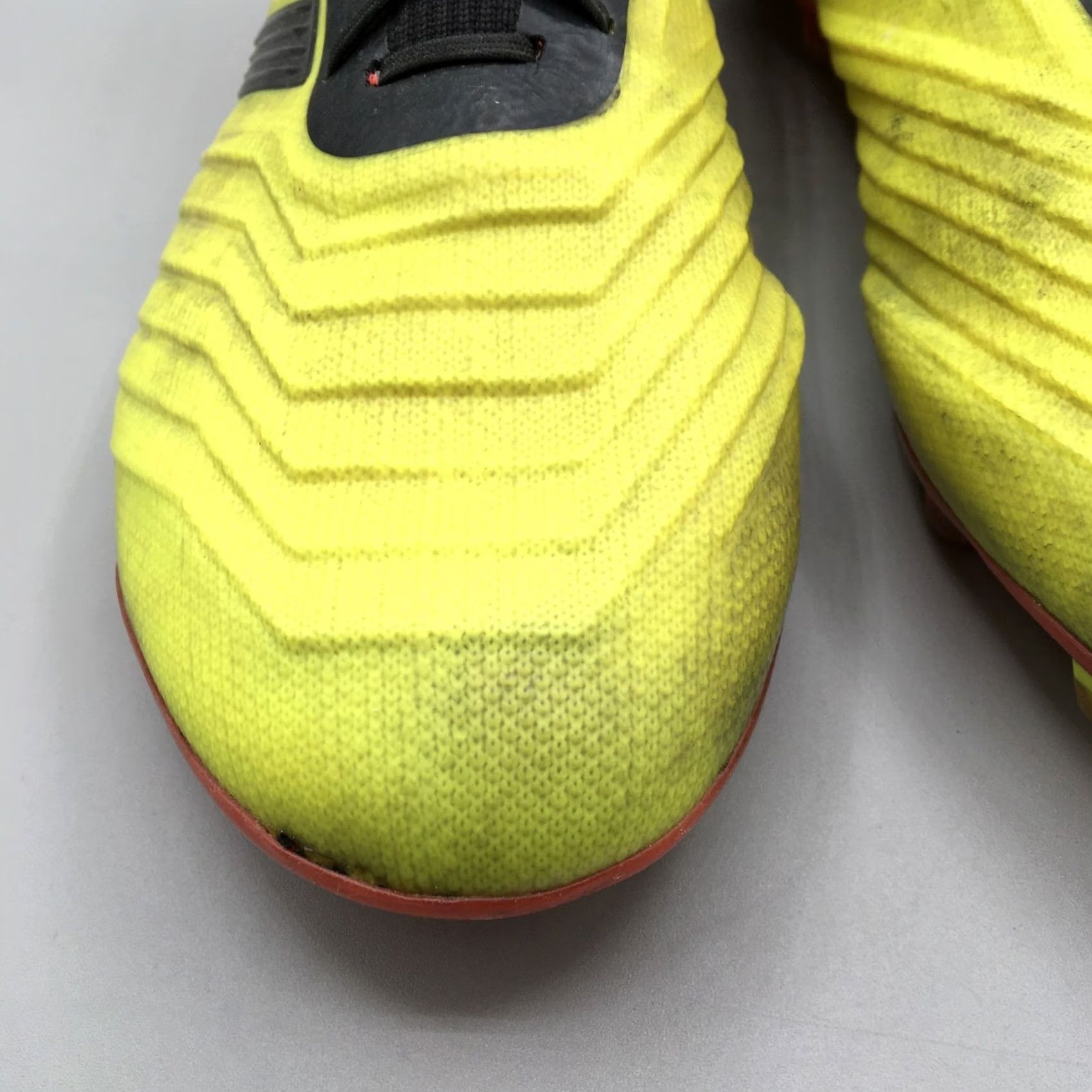 Adidas adidas Predator 18.1 FG Soccer Cleats Mens 12 Yellow Solar Yellow Predator 18.1 DB2037 Shoes Cleats Football Football Cleats Mens Size US 12 / EU 45 - 4 Thumbnail