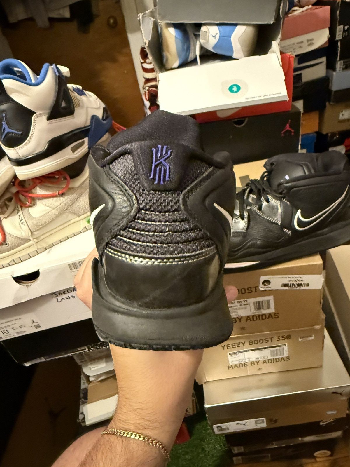 Nike Nike Kyrie size 9.5 Size US 9.5 / EU 42-43 - 4 Thumbnail