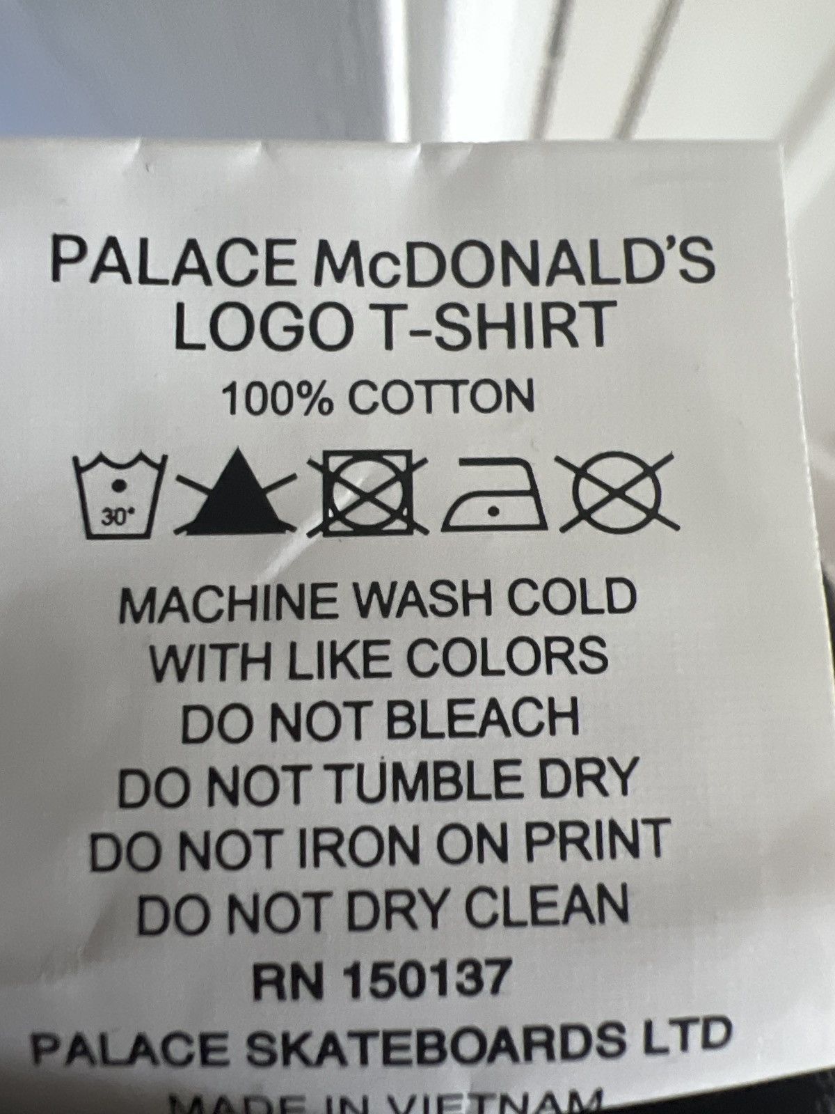 Palace New Palace McDonald’s Graphic Tee Size US M / EU 48-50 / 2 - 4 Thumbnail
