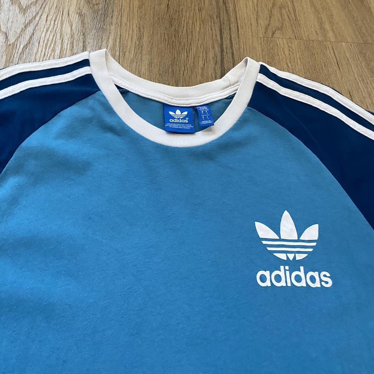 Adidas Blue and white Adidas vintage t-shirt adidas Streetwear Size US L / EU 52-54 / 3 - 3 Thumbnail