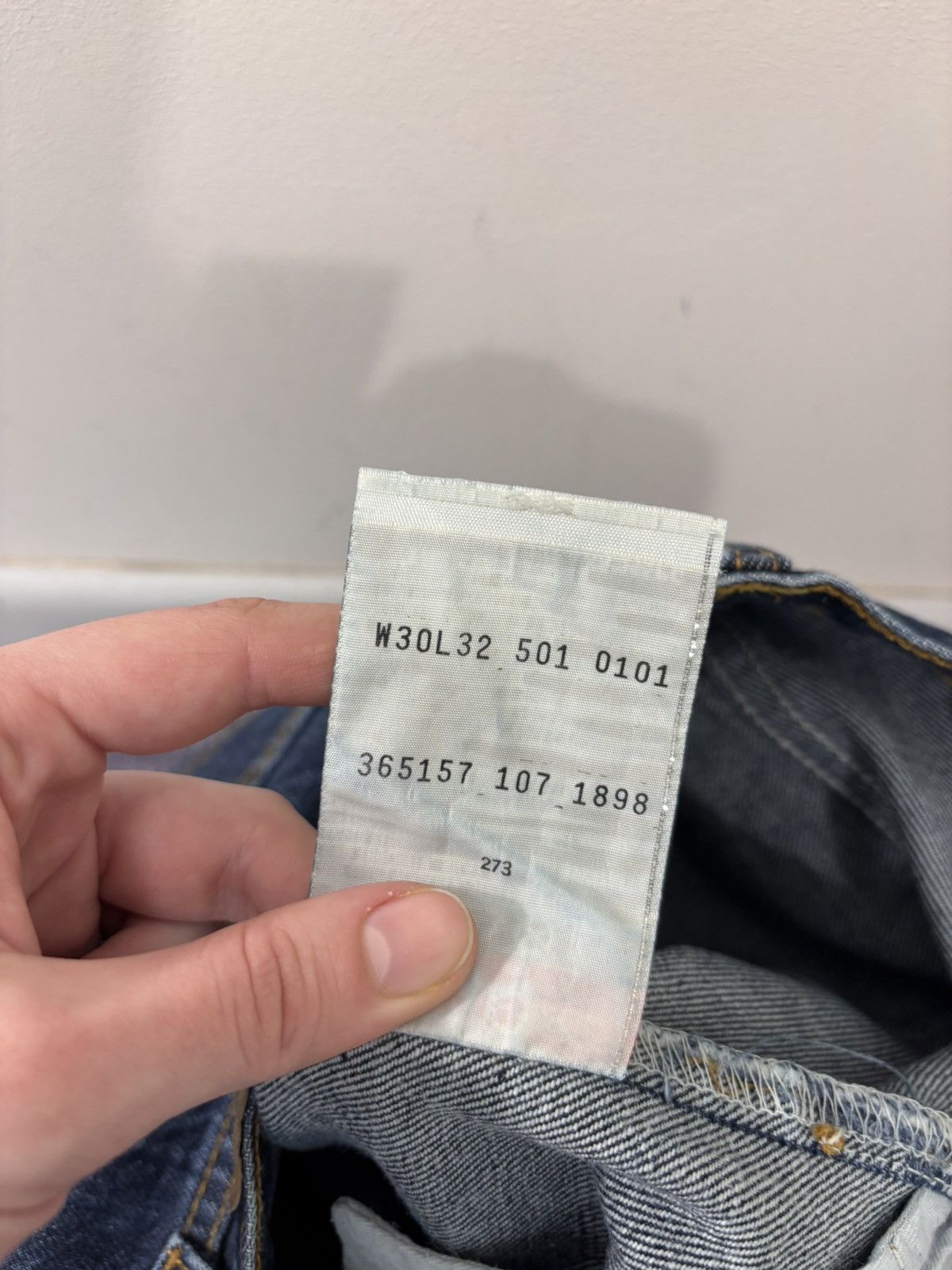 Levi's Vintage Levi’s 501 Men’s Dark Blue Denim Jeans Size US 30 / EU 46 - 16 Thumbnail