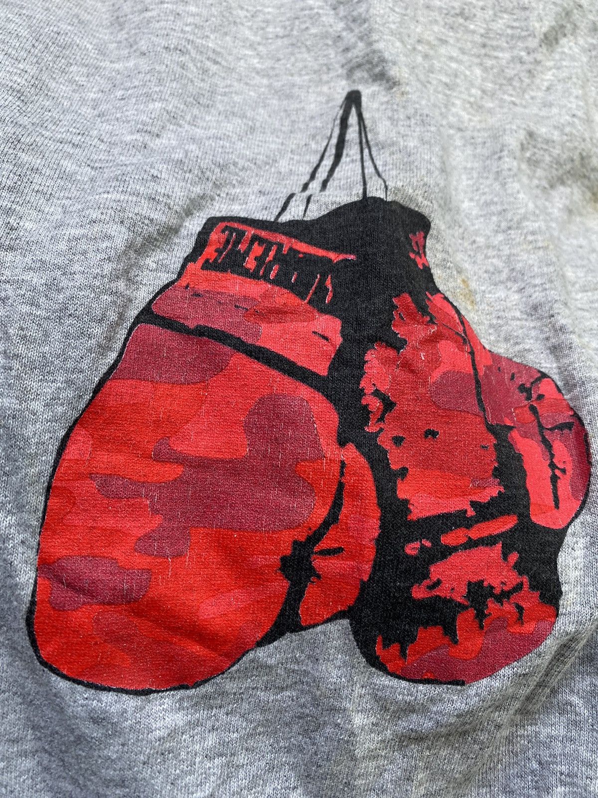 Supreme 1998 Boxing Gloves Tee Size US L / EU 52-54 / 3 - 3 Thumbnail