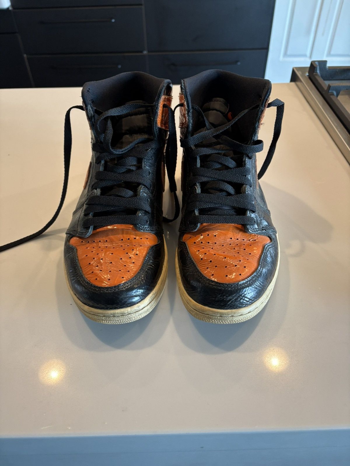 Jordan Brand × Nike Shattered backboard Retro Jordan 1 Size US 10 / EU 43 - 1 Thumbnail
