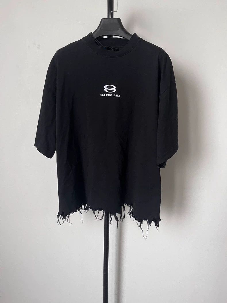 Balenciaga Balenciaga Logo monogrammed casual crew neck short sleeve Size US S / EU 44-46 / 1 - 1 Thumbnail
