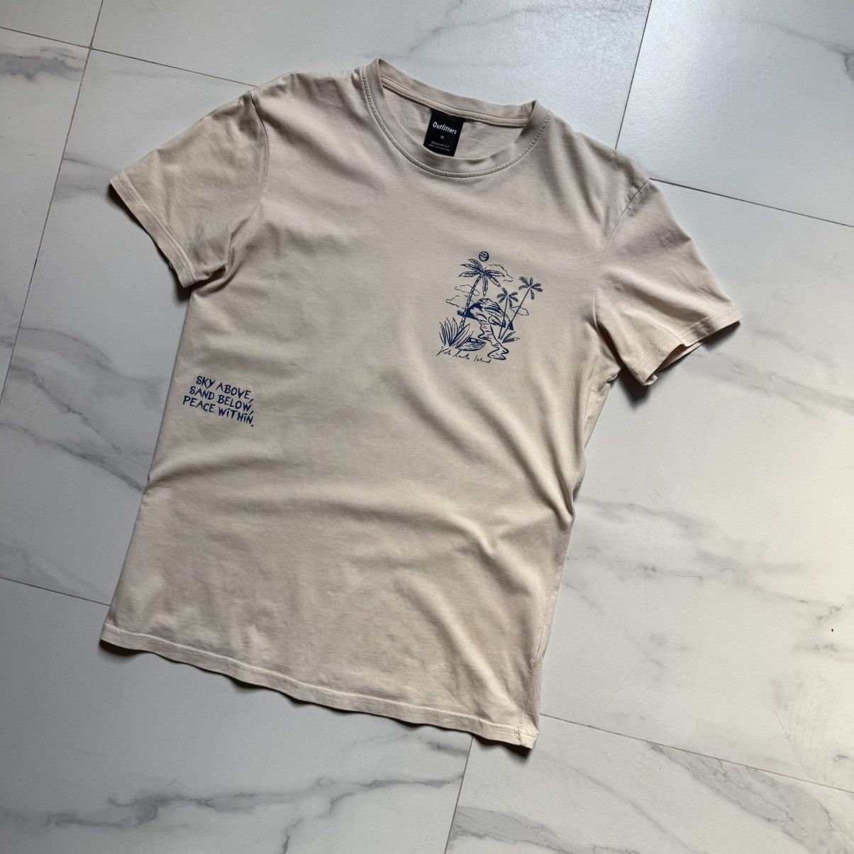 BARNS OUTFITTERS × Designer Outfitters Vacation Mode T-Shirt Size US M / EU 48-50 / 2 - 4 Thumbnail