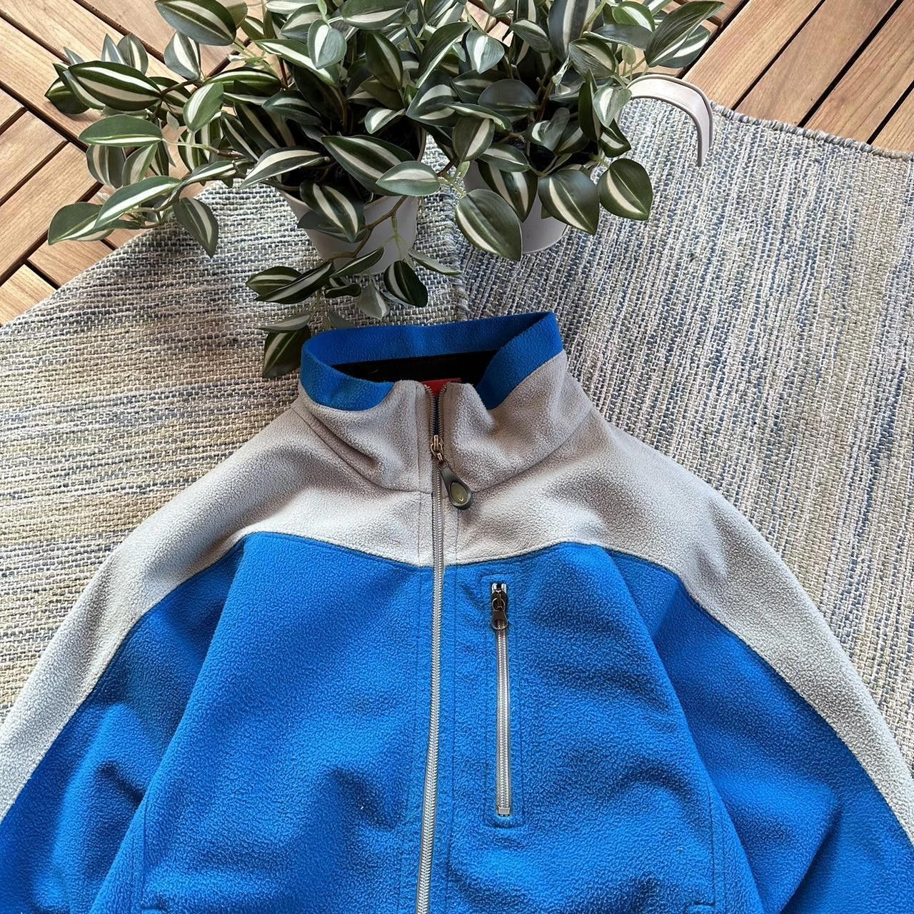 O'Neill Vintage Y2K Oneill Surfcore Zip Up Fleece Jacket Size US S / EU 44-46 / 1 - 3 Thumbnail