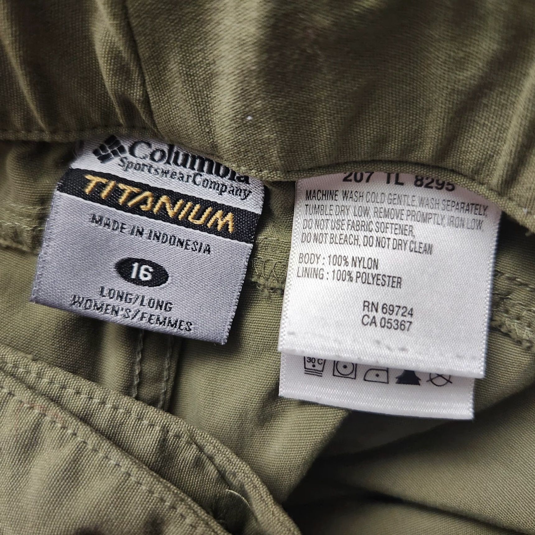 Vintage Columbia Cargo Convertible Olive Green Pants 16 Long Womens Size 38" / US 16 / IT 52 - 8 Thumbnail