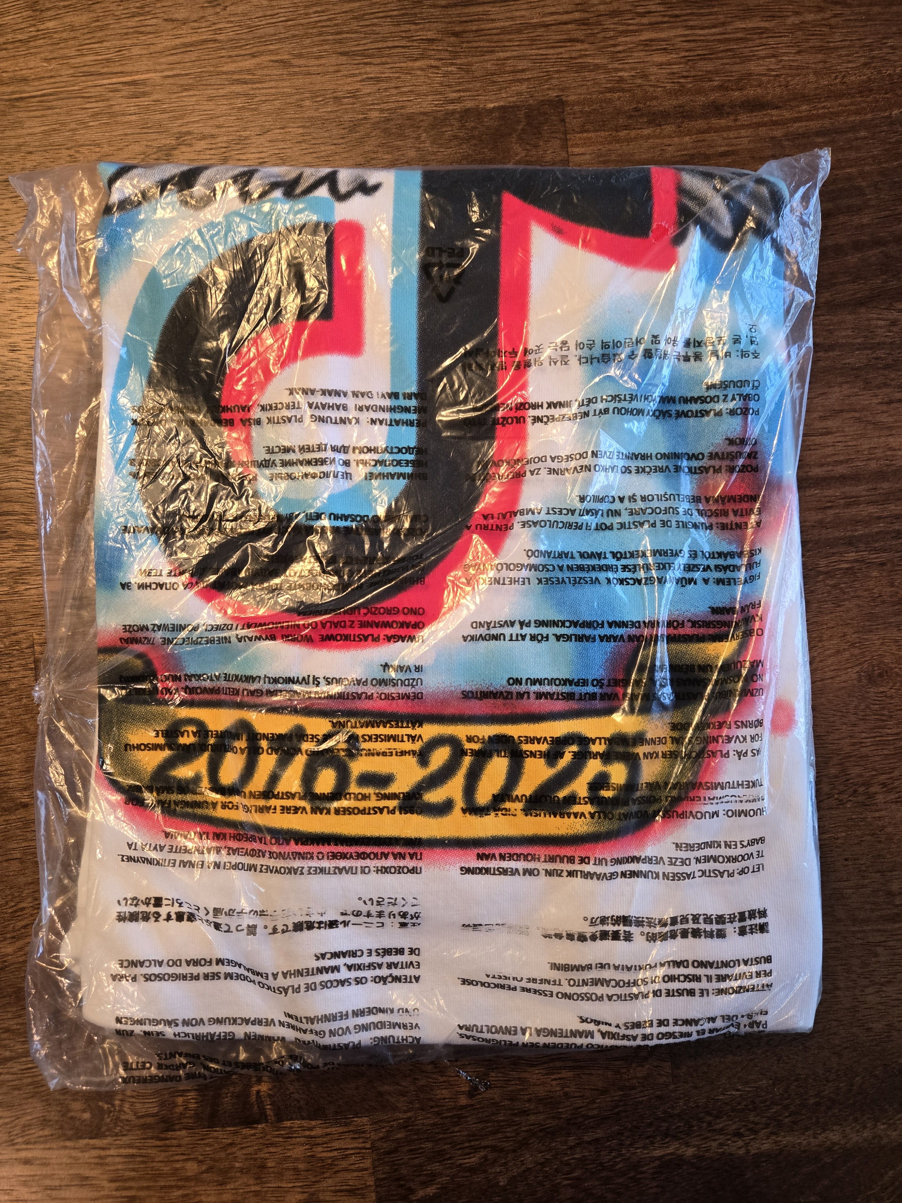 Market Scroll No More Tee Size US XXL / EU 58 / 5 - 2 Thumbnail