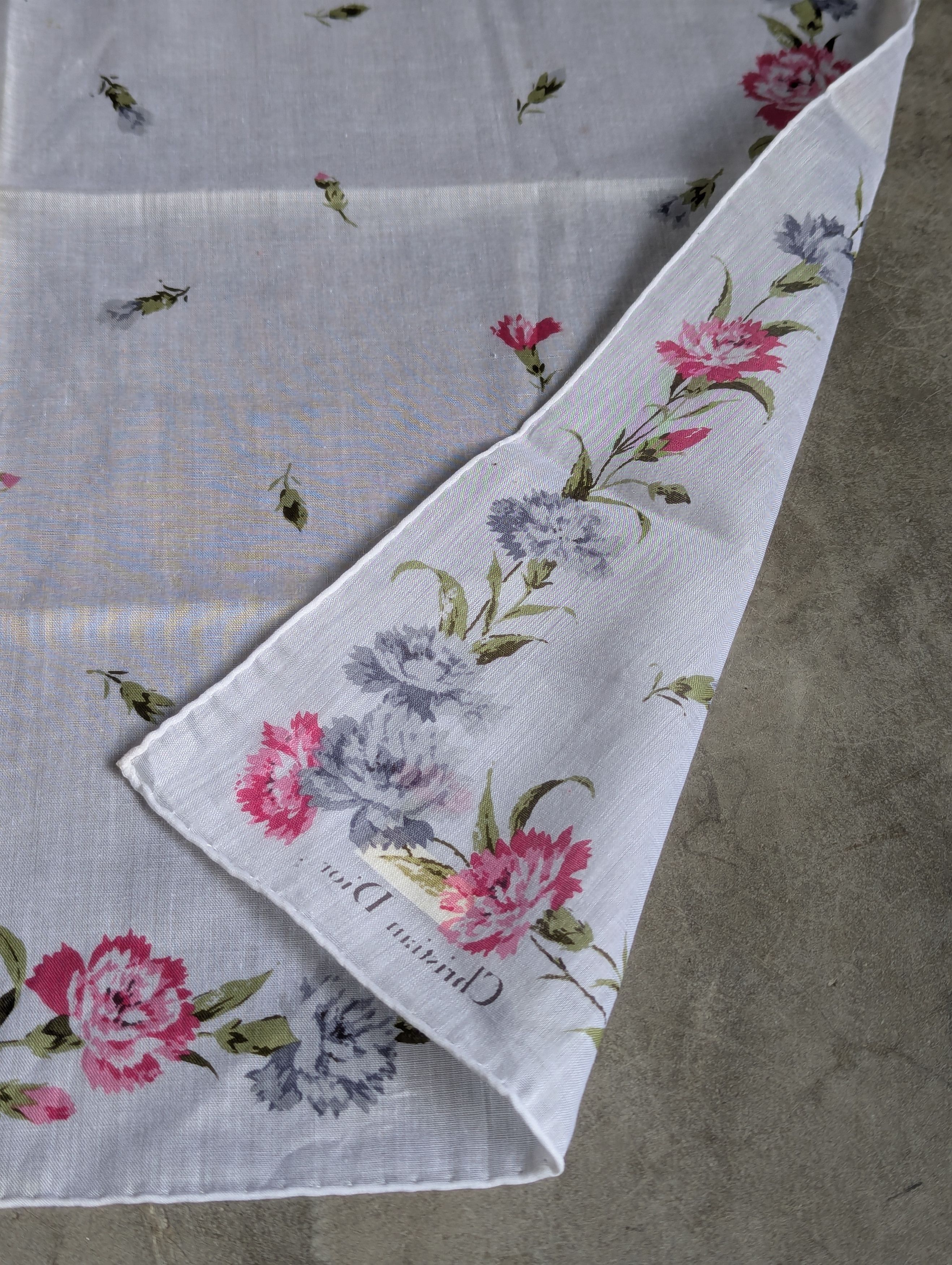 Christian Dior Monsieur 🔥FREE SHIPPING🔥Vintage Christian Dior Floral Handkerchief Size ONE SIZE - 5 Thumbnail