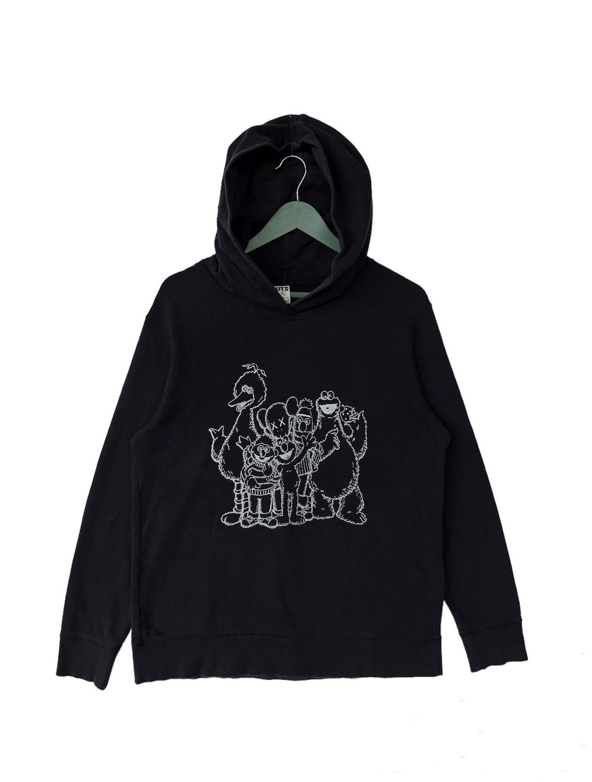 Kaws × Uniqlo Uniqlo x Kaws x Sesame Street Hoodie Size US XL / EU 56 / 4 - 1 Thumbnail