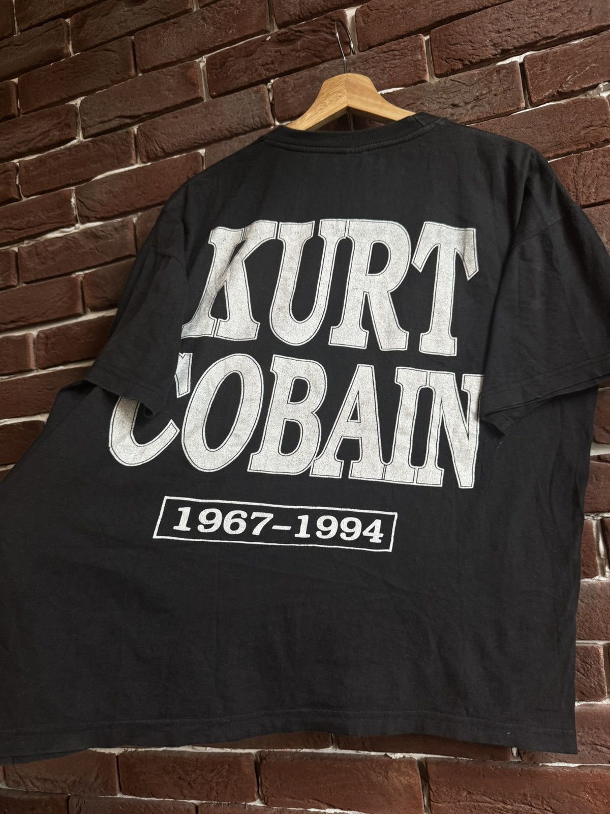 Band Tees Rare 90s Nirvana Nevermind Kurt Cobain Grunge Vintage Tee Size US L / EU 52-54 / 3 - 9 Thumbnail