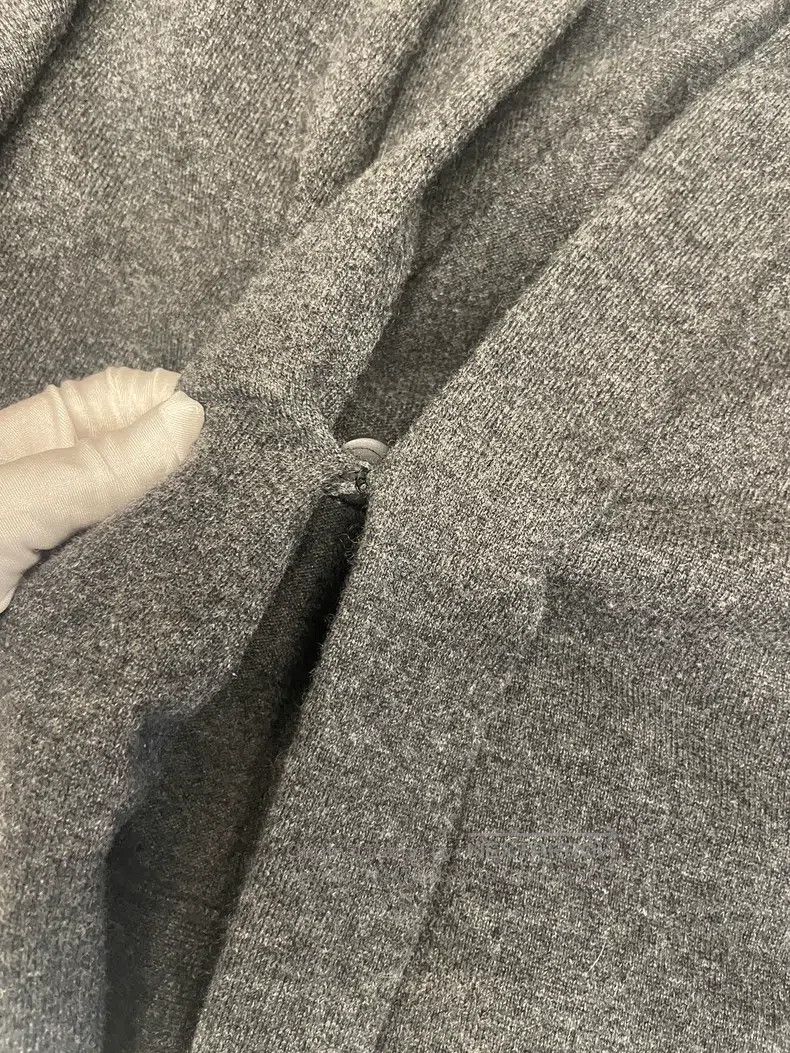 Brunello Cucinelli Brunello Cucinelli Black-grey beaded cashmere cardigan Size M / US 6-8 / IT 42-44 - 6 Thumbnail