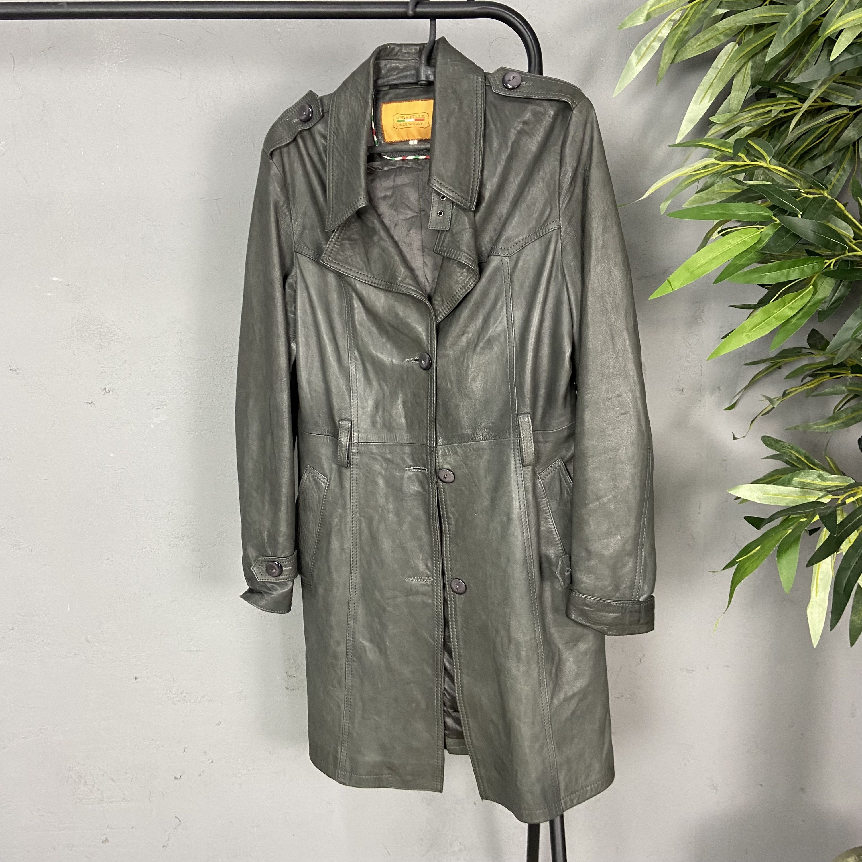 Vera Pelle VERA PELLE ARCHIVE 1980s RARE LEATHER TRENCH JACKET - № 2229 Size US M / EU 48-50 / 2 - 2 Thumbnail