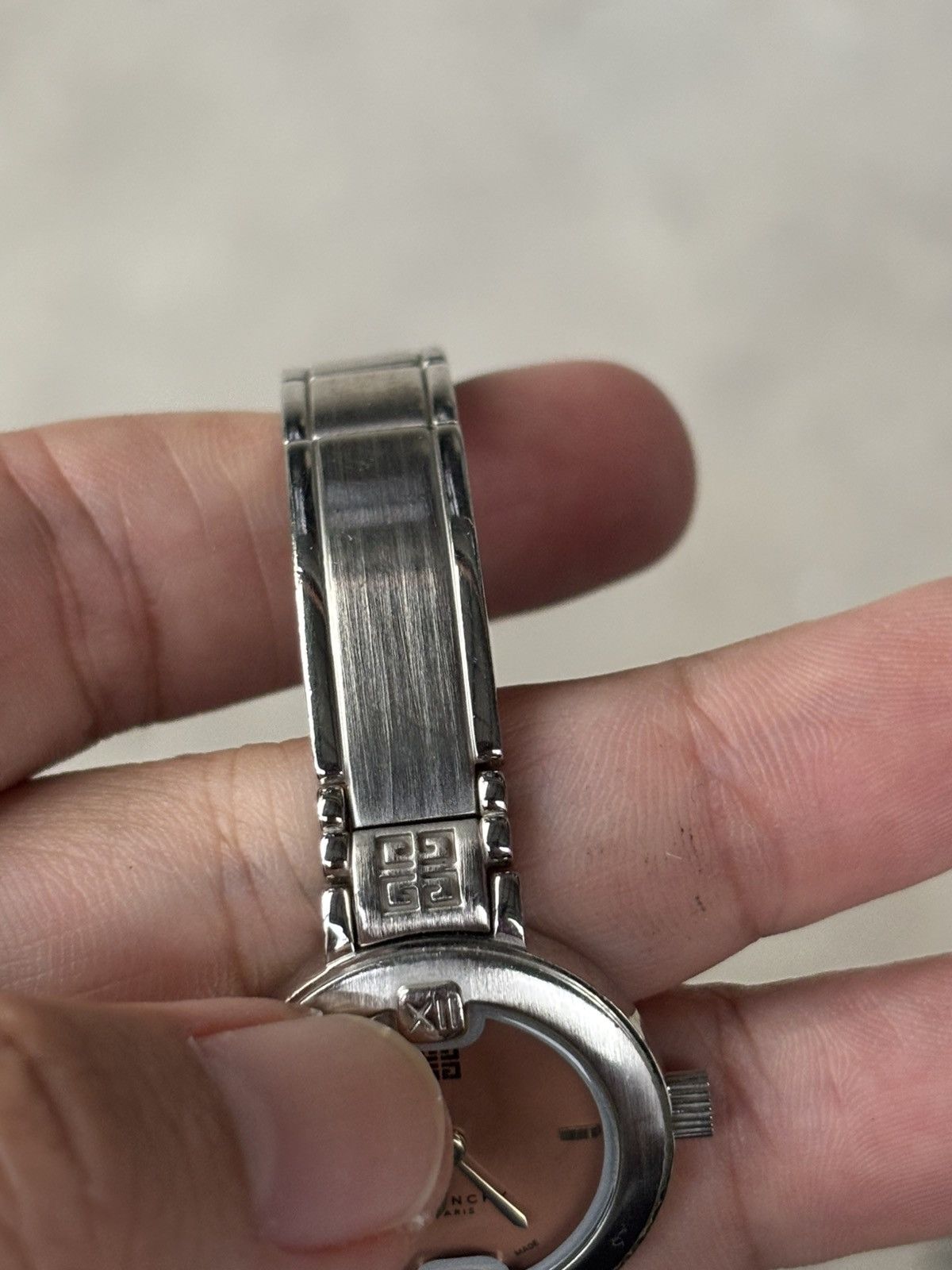 Givenchy Vintage Givenchy swiss made watches Size ONE SIZE - 6 Thumbnail