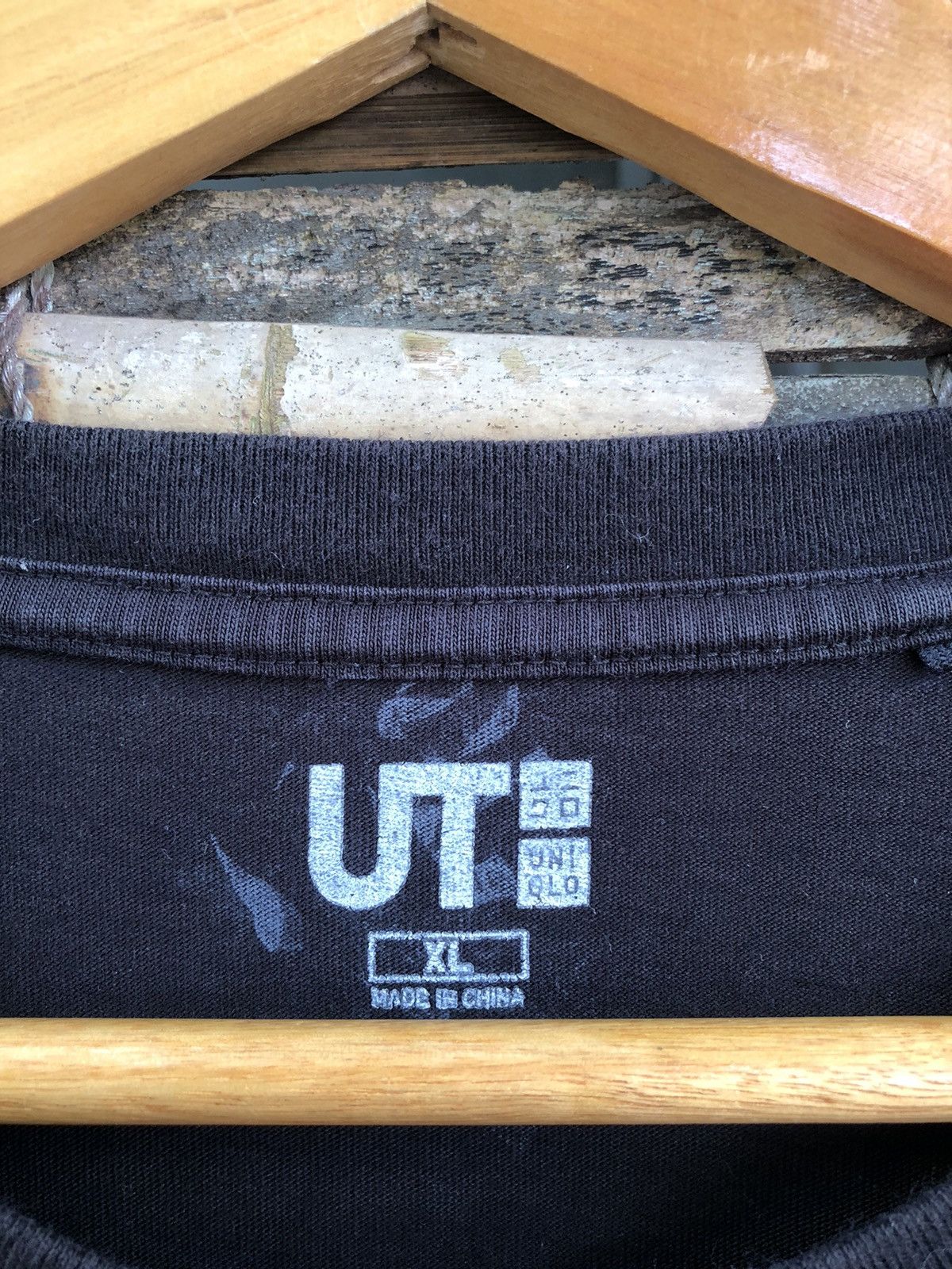 Japanese Brand × Vintage UT Uniqlo X The Matrix Movie Tshirts Size US L / EU 52-54 / 3 - 13 Thumbnail