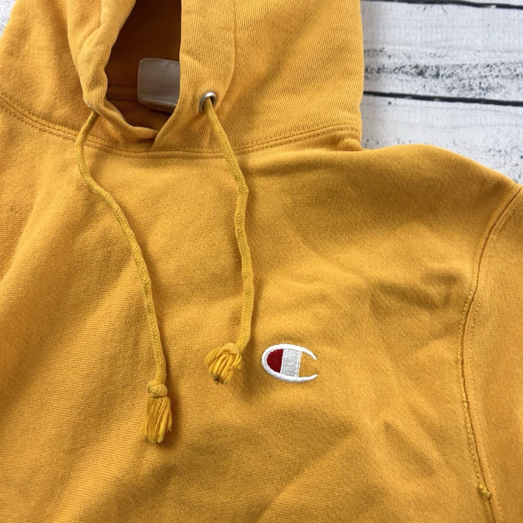 Champion Champion Reverse Weave Pullover Hoodie Sweatshirt Men S Yellow Pullover Hoodie Reverse Weave Yellow Mens S Champion Reverse Weave Size US S / EU 44-46 / 1 - 2 Thumbnail