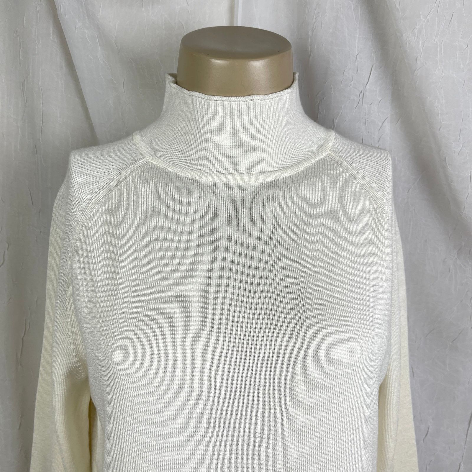 Vintage VTG Y2K Caslon Cream Sweater Mock Turtle Neck Cozy Scandi Size M / US 6-8 / IT 42-44 - 2 Thumbnail