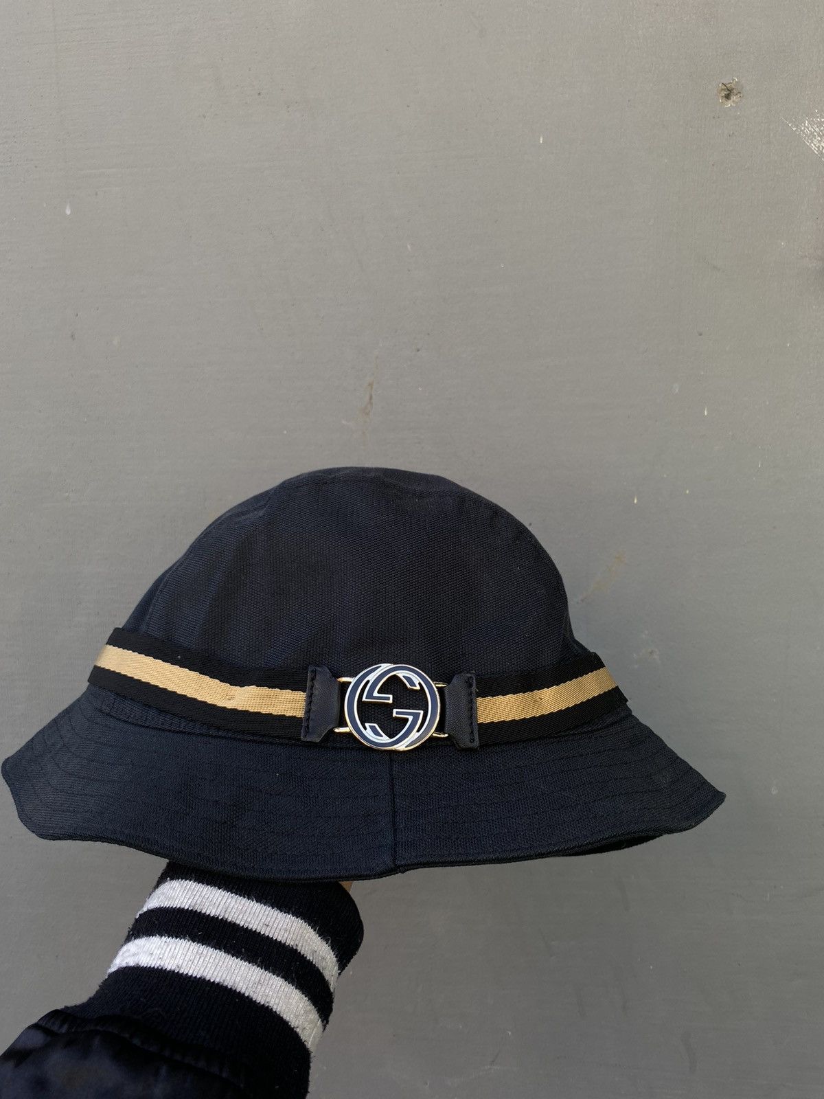 Gucci Monogram Bucket Hat | Grailed