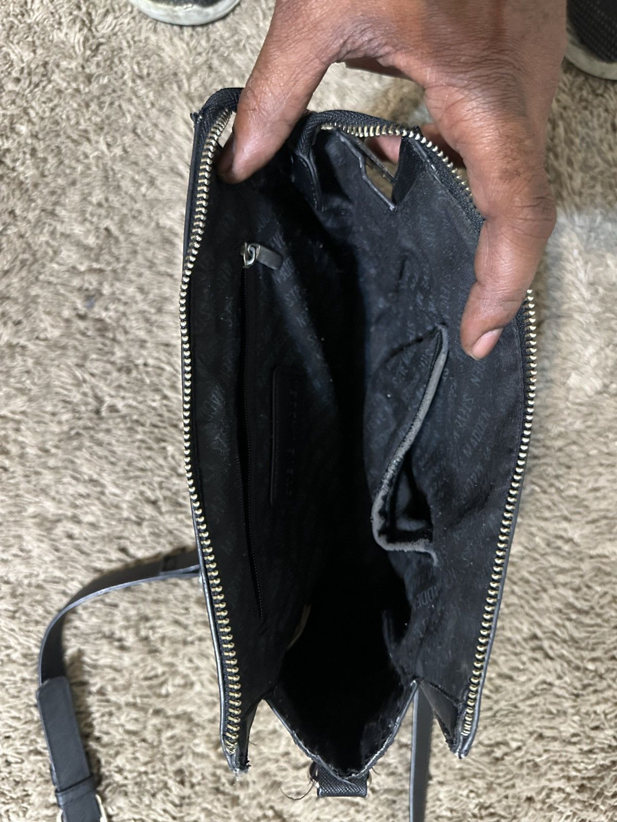 Steve Madden × Vintage Vintage Steve Madden “triple black” Crossbody bag 00s Size ONE SIZE - 5 Thumbnail