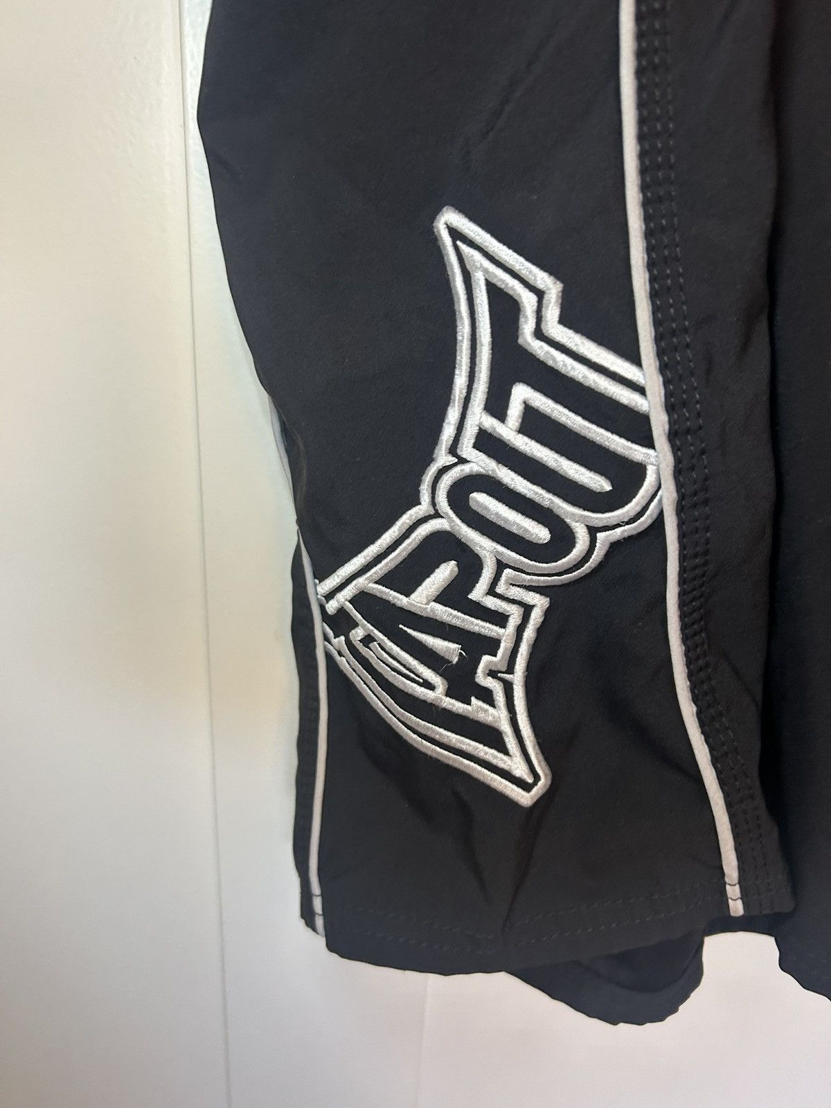 Tapout Vintage Tapout baggy active/swimwear shorts Size US 38 / EU 54 - 3 Thumbnail