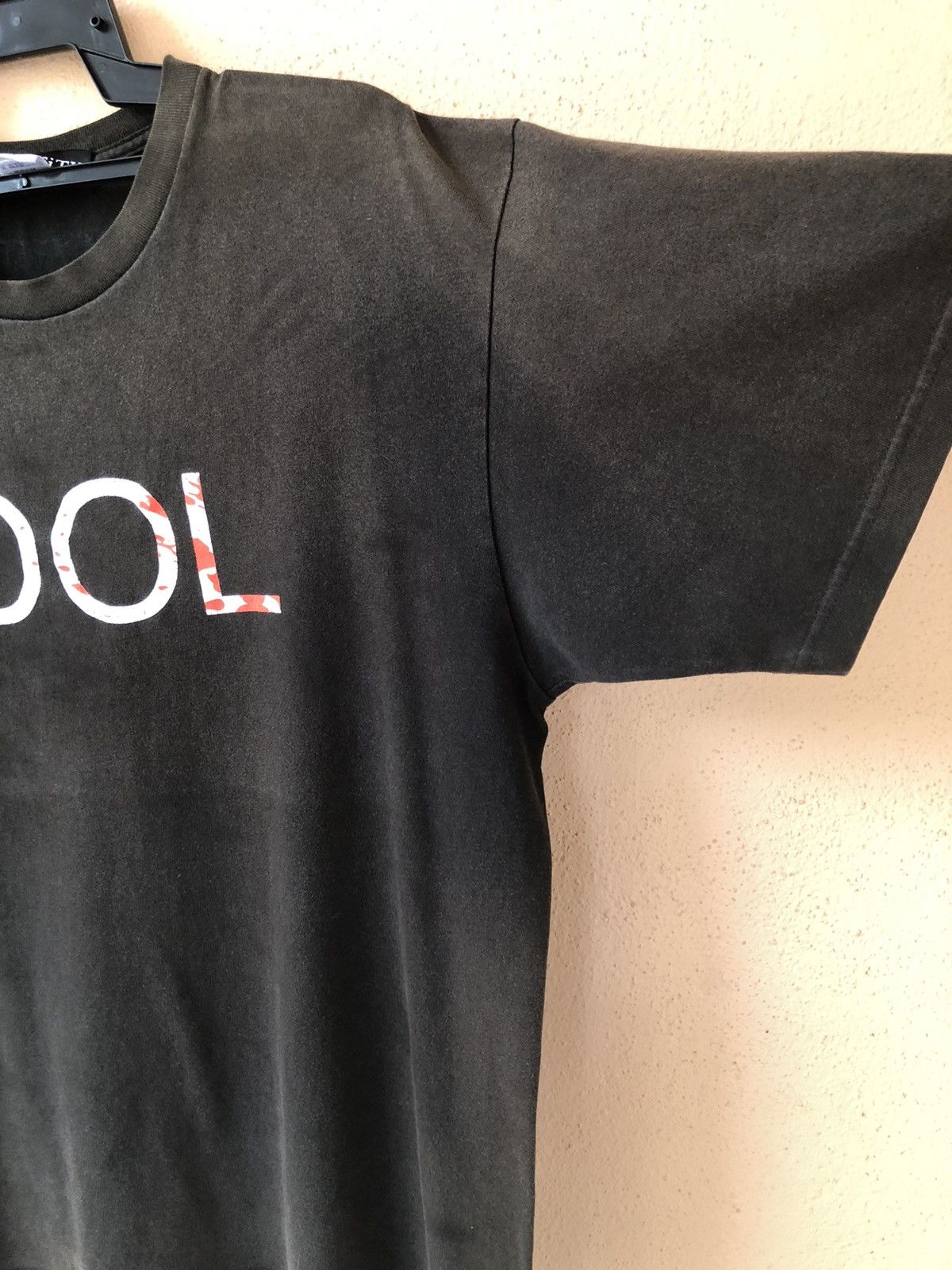 Vintage Sun Faded📍Vintage IDOL Wording Tee Size US XL / EU 56 / 4 - 8 Thumbnail