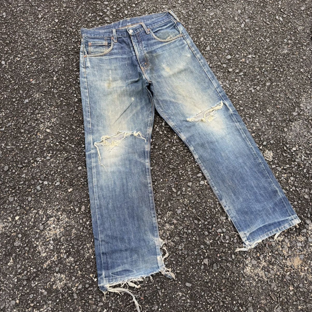 VINTAGE LEVI'S 502 97' BIG E RUSTY SELVEGE RIPPEP JEAN DENIM