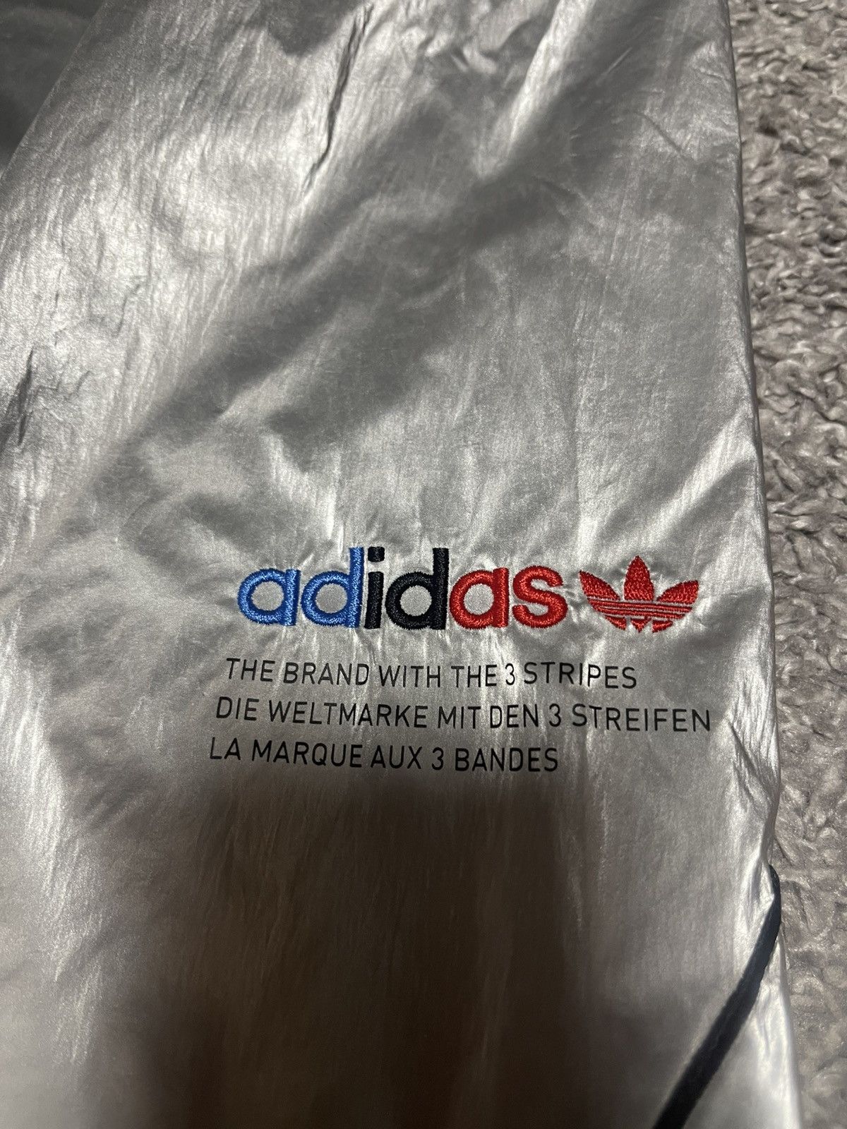 Adidas Adidas Originals Metallic Silver Big Logo Pants Size M NEW Size US 32 / EU 48 - 12 Thumbnail