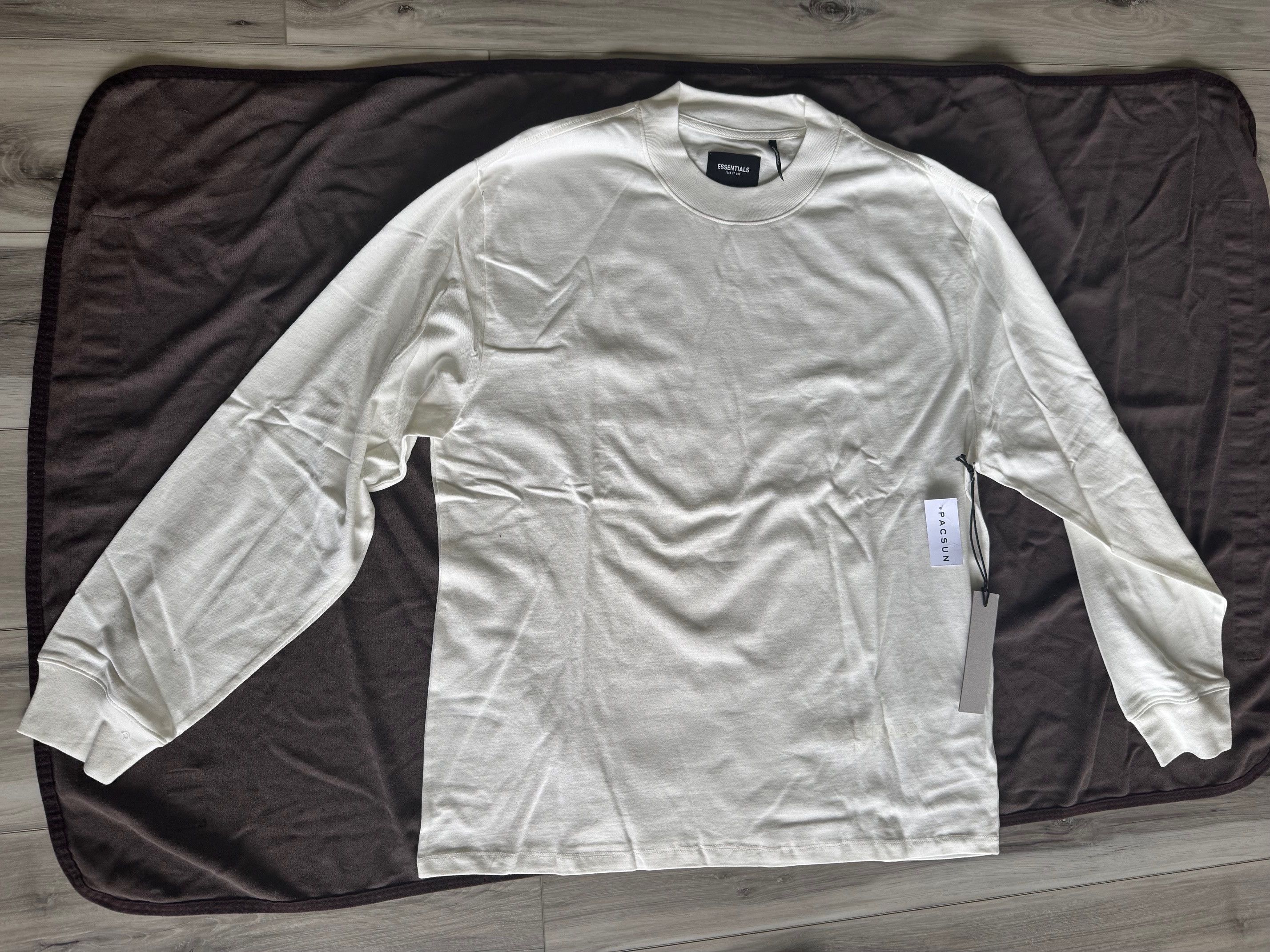 Fear of God Fear of God x Essentials 3M Reflective Size US L / EU 52-54 / 3 - 4 Thumbnail
