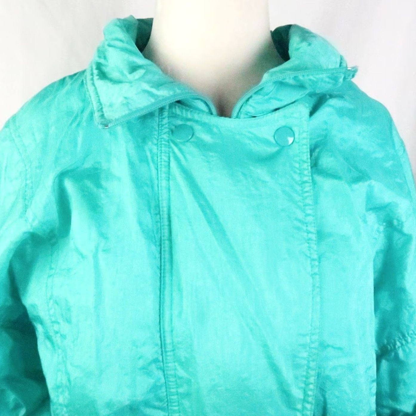 Vintage VINTAGE Lavon Windbreaker Jacket Womens S Green 90s Zip Long Sleeve Nylon Solid Short Jacket Coat 80s 90s Theme Size S / US 4 / IT 40 - 2 Thumbnail
