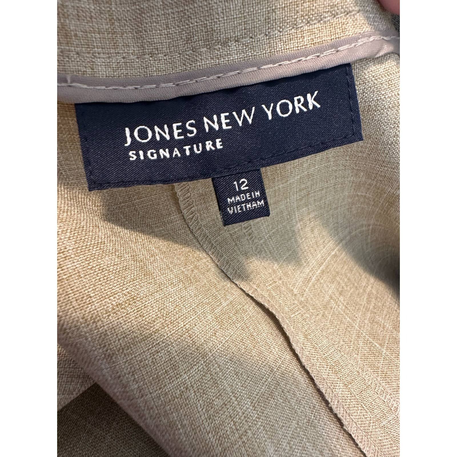Jones New York Jones New York tan office straight legs pants size 12 Size 34" / US 12 / IT 48 - 3 Thumbnail