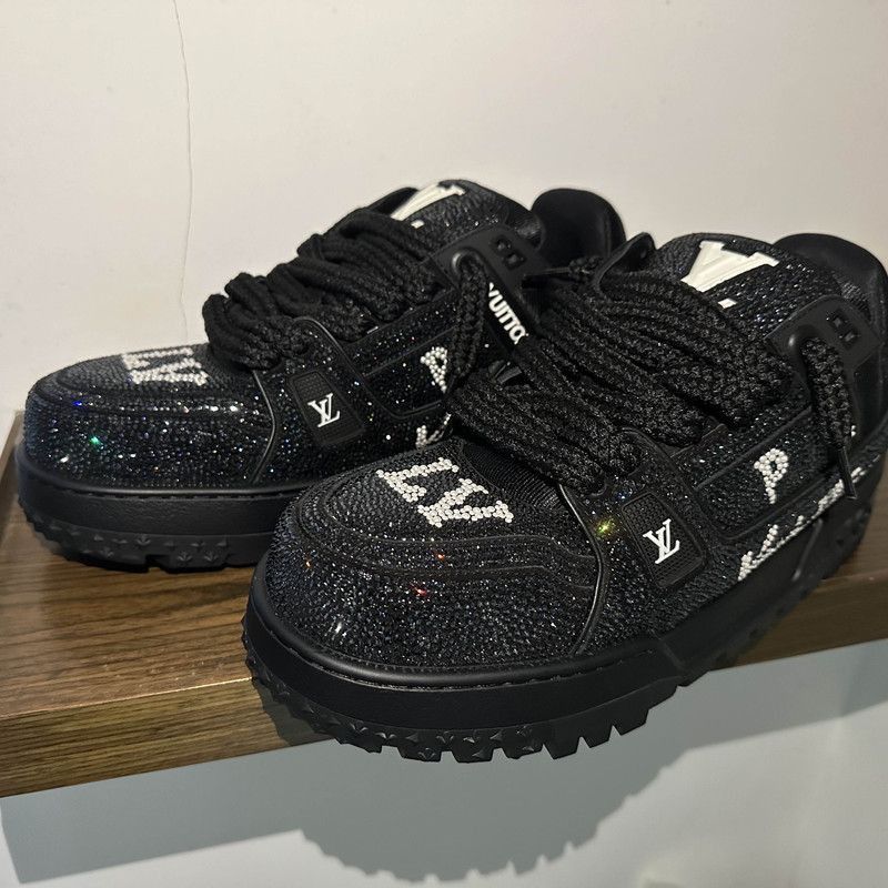 Louis Vuitton Black Low-Top Trainer Sneakers -2505