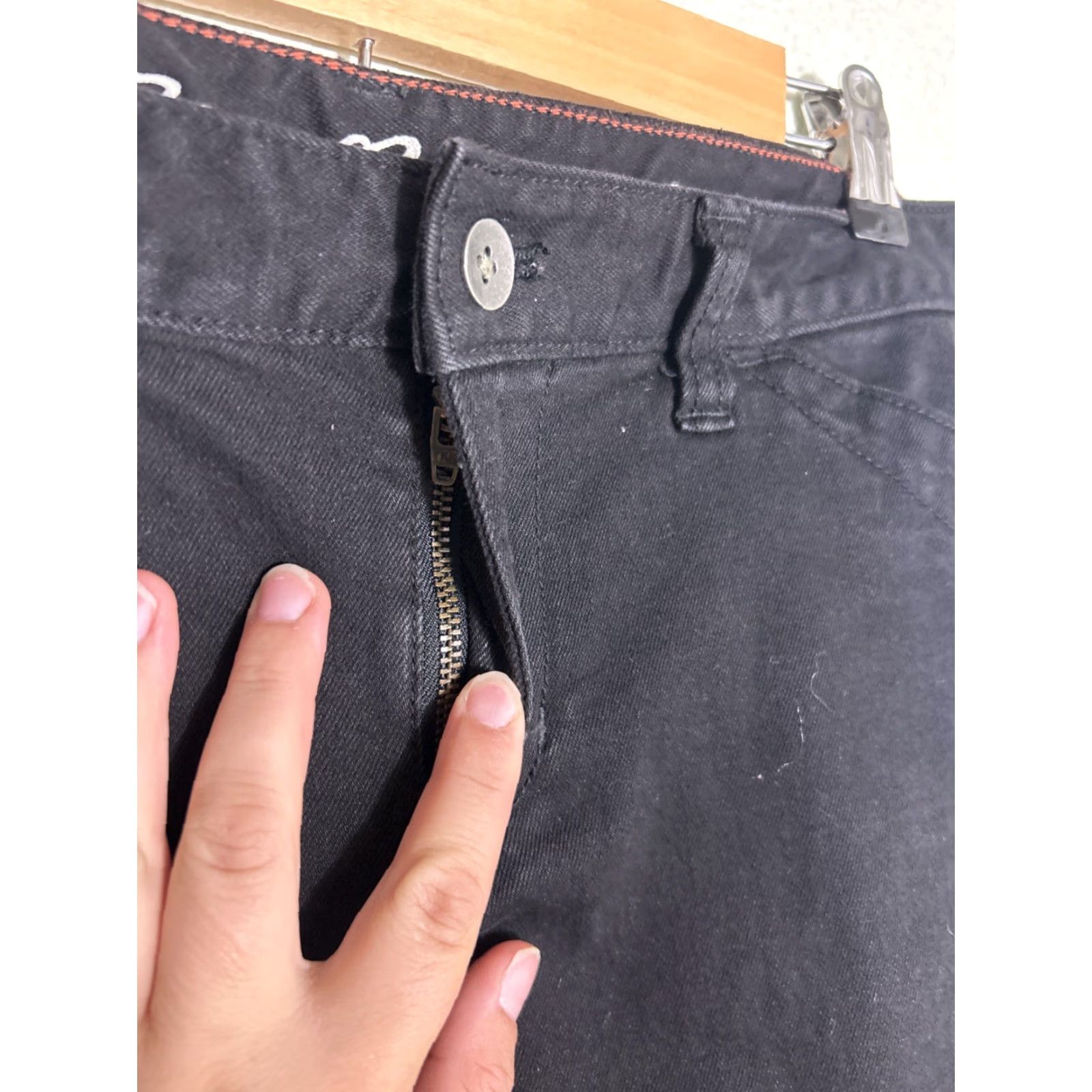 Eddie Bauer Eddie Bauer Pants Women 6 Black 30x32 Jeans Size 28" / US 6 / IT 42 - 6 Thumbnail
