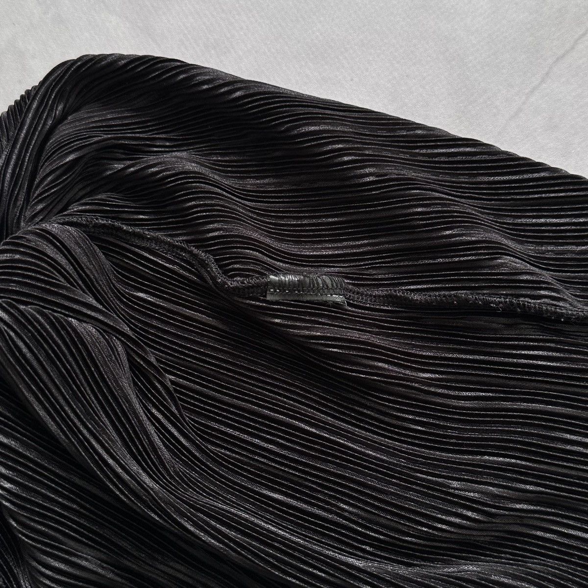 Pleats Please Issey Miyake Japan Issey Miyake Pleats Please Style Vintage T Shirt Size US M / EU 48-50 / 2 - 13 Thumbnail
