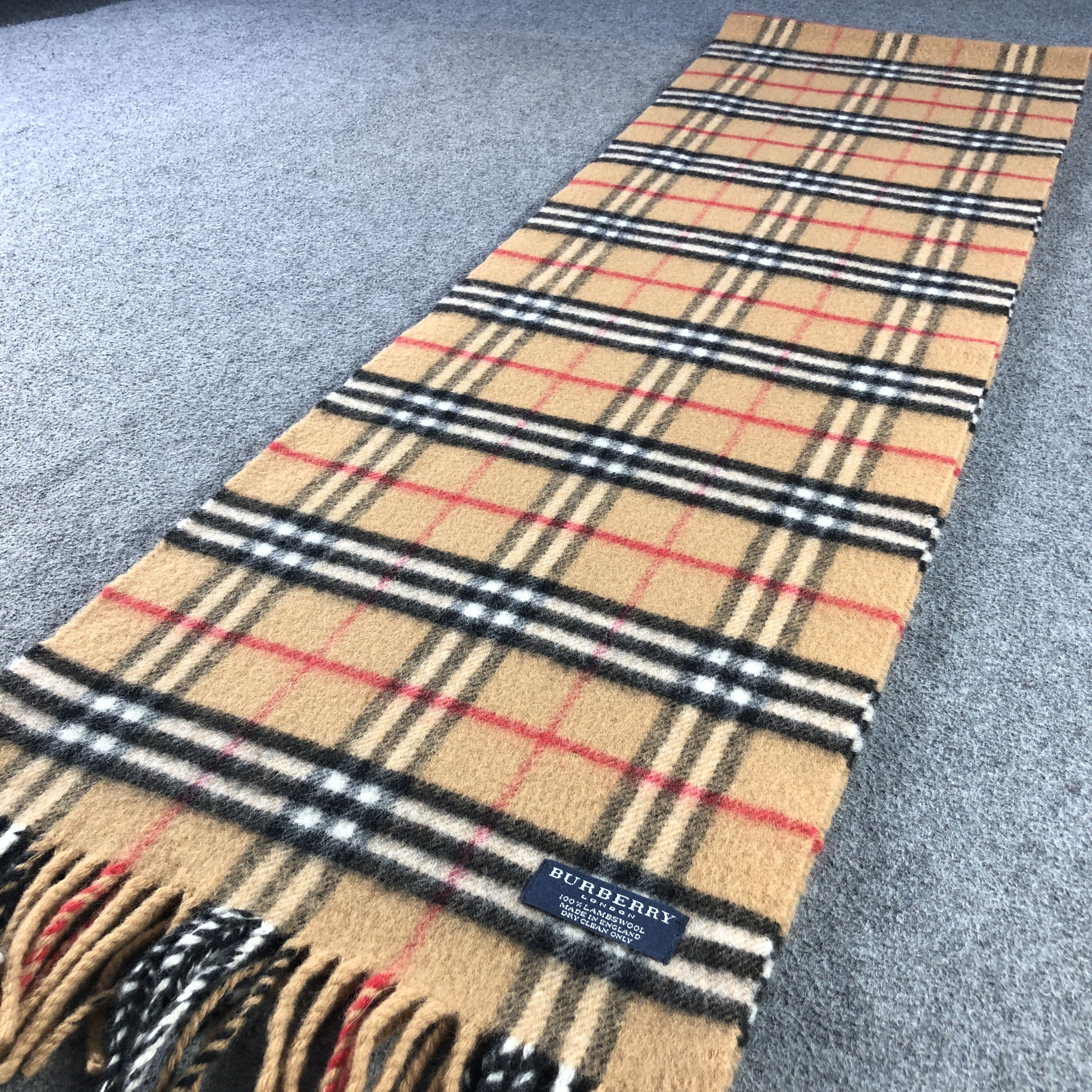 Burberry Burberry Tan Nova Check Wool Scarf Muffler V2906 Size ONE SIZE - 3 Thumbnail