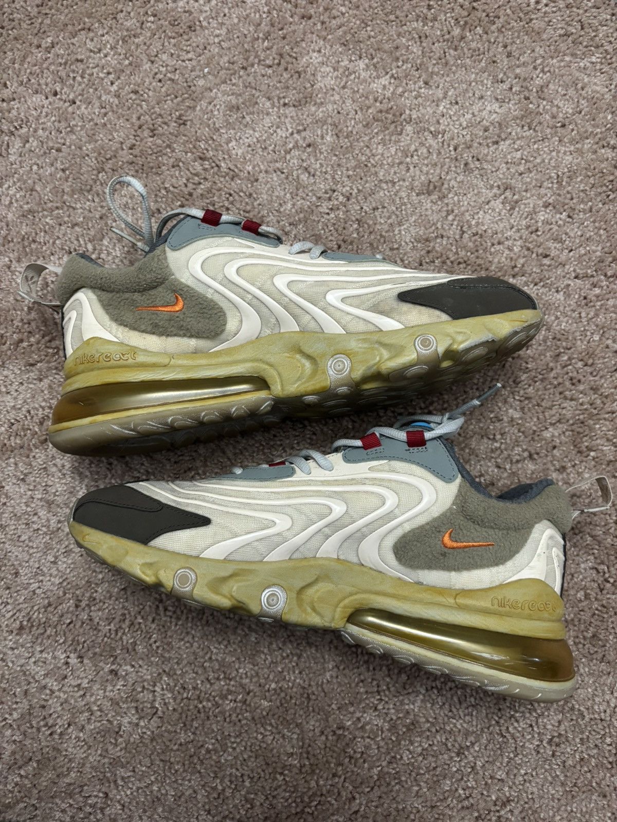 Nike × Travis Scott Nike Travis Scott Air Max 270 react Eng Size US 11 / EU 44 - 6 Thumbnail