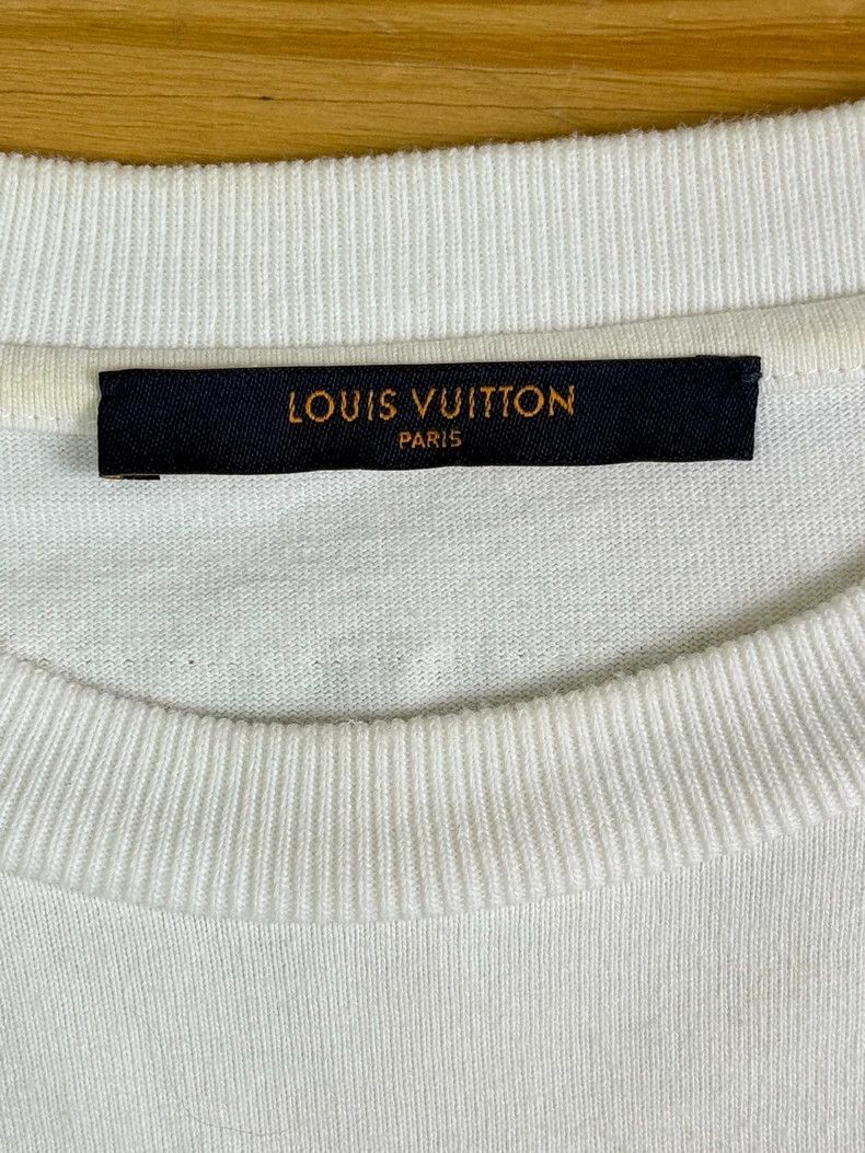 Louis Vuitton Louis Vuitton Graffiti embroidered short sleeves Size US S / EU 44-46 / 1 - 5 Thumbnail