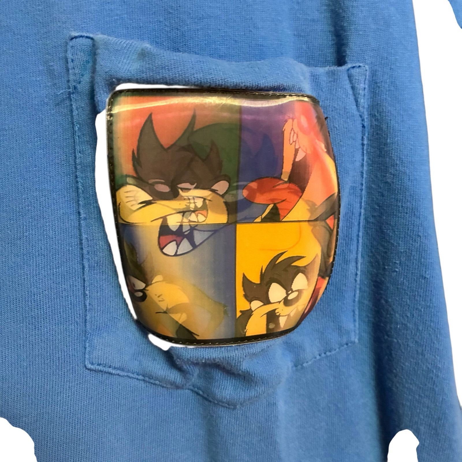 Warner Bros Vintage 1996 Warner Bros Taz Holo Pocket T-Shirt Mens Size M Size US M / EU 48-50 / 2 - 3 Thumbnail