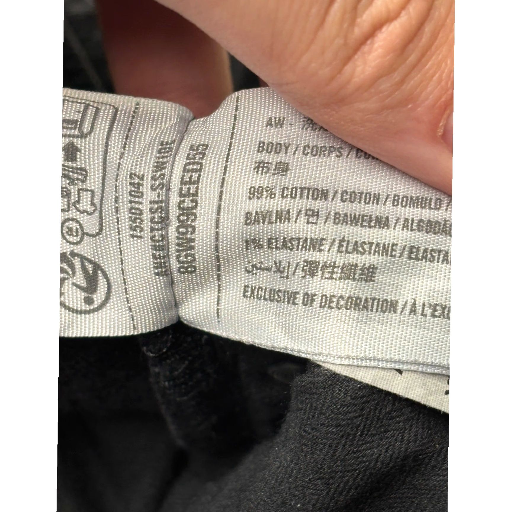 Abercrombie & Fitch Abercrombie & Fitch Jeans 90s Relaxed High Rise Split Hem Black 26X31 Womens Size 26" / US 2 / IT 38 - 6 Thumbnail