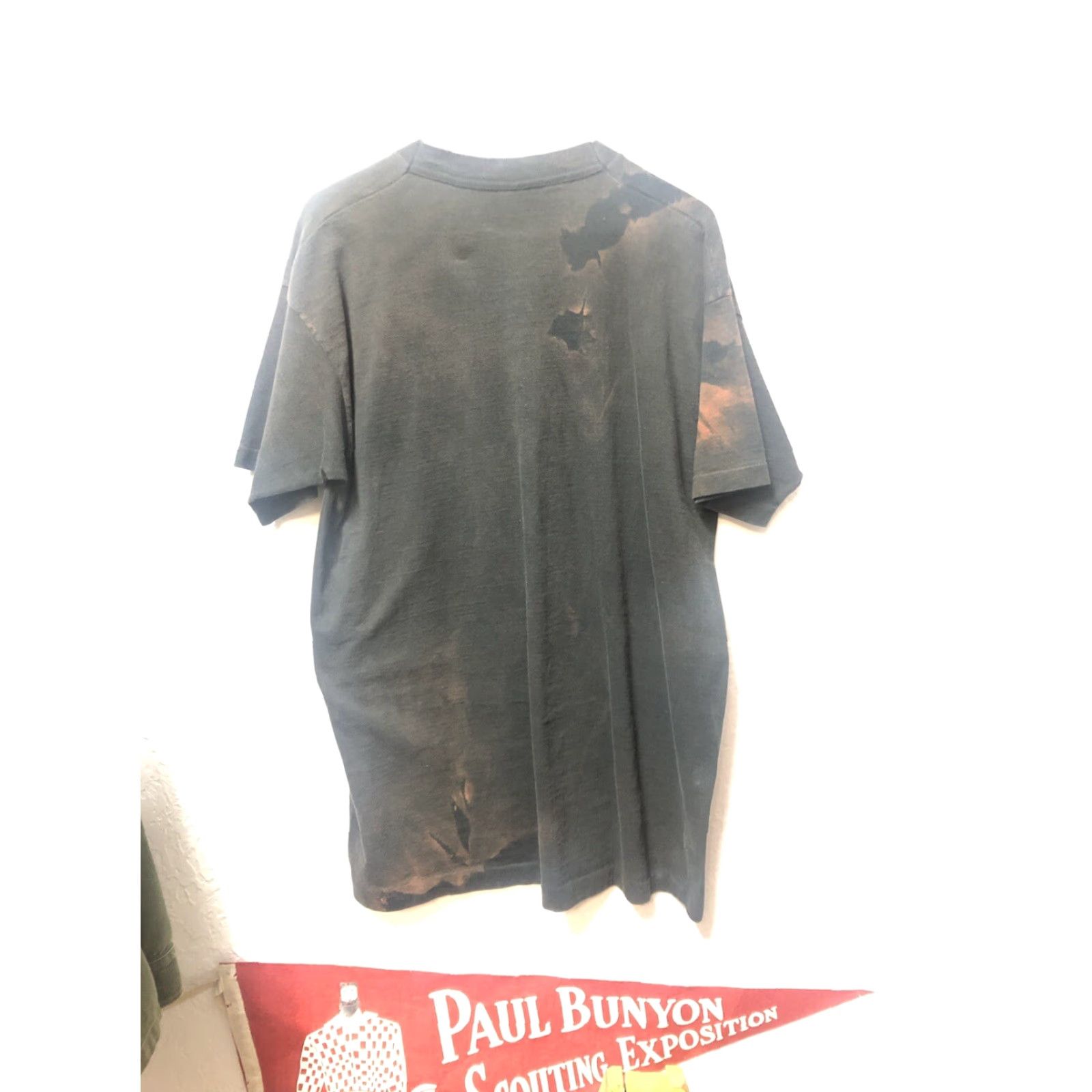 Velvet VINTAGE Faded Black Velvet Canadian Whiskey T Shirt XL Men Velvet Black Sun Liquor Adult XL T-Shirt Mens Size US XL / EU 56 / 4 - 7 Thumbnail