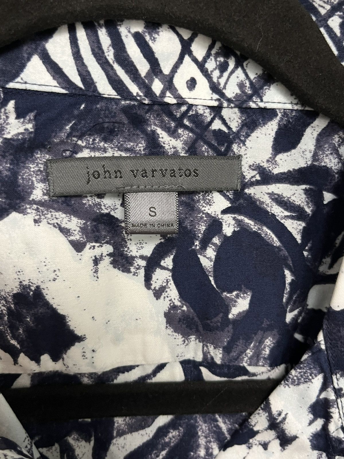 John Varvatos Danny SS shirt. Size small Size US S / EU 44-46 / 1 - 6 Thumbnail