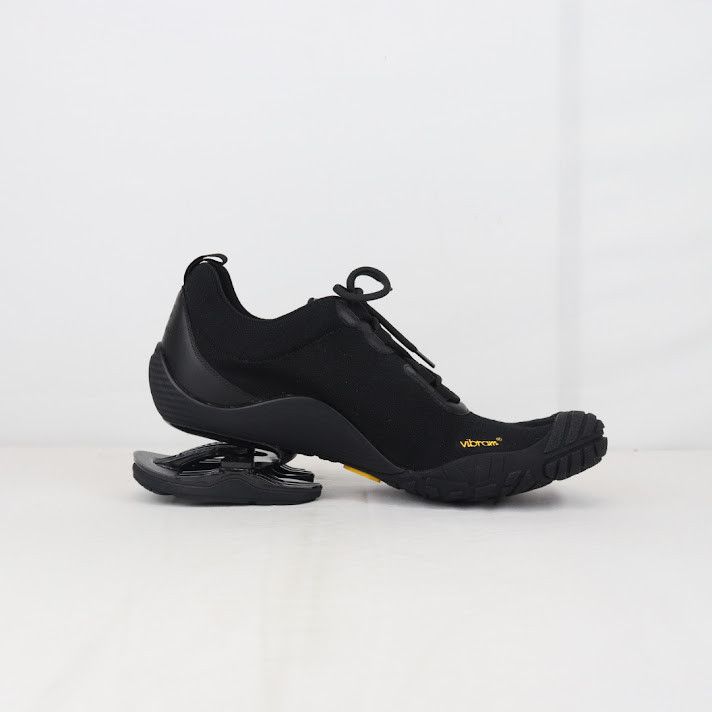 Balenciaga o1rshd1 Q.2 / Toe Lace-up Low Knit Monocolor Boots in Black Size US 11 / EU 44 - 2 Thumbnail