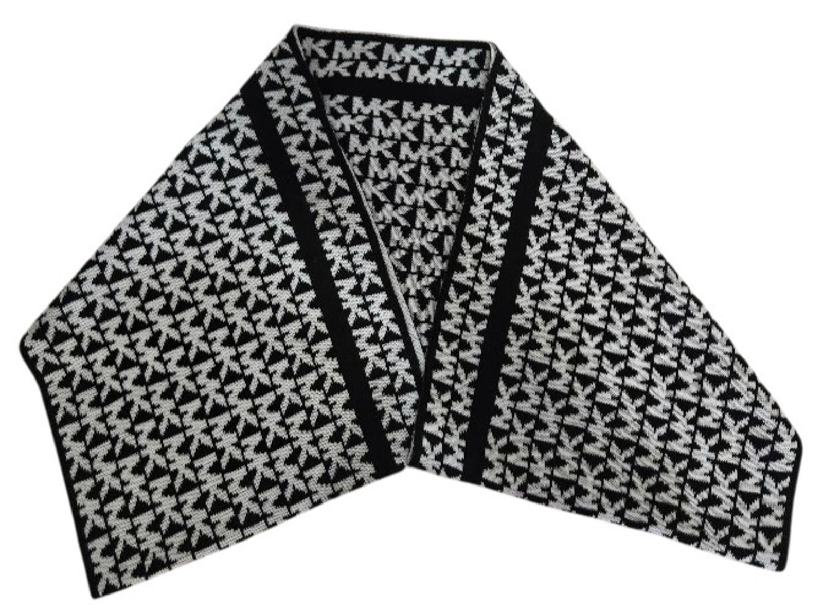 Michael Kors Michael Kors Womens MK Signature Logo Infinity Scarf NWT Size ONE SIZE - 1 Thumbnail