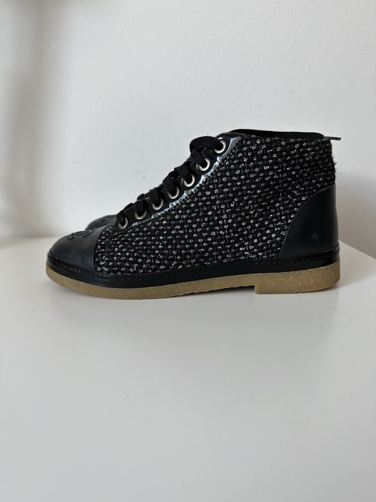 Chanel Chanel Tweed Leather Cap Toe CC Logo Lace Up Ankle Boots Size US 6 / IT 36 - 1 Thumbnail