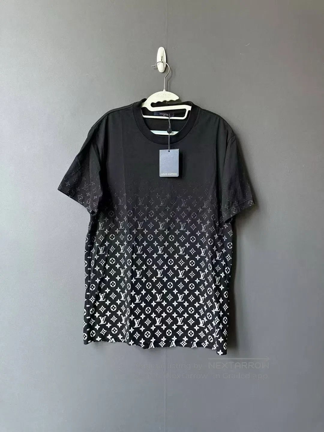 Louis Vuitton Louis Vuitton LV Black Gradient All-Over Print Tee. Size US XXL / EU 58 / 5 - 1 Thumbnail
