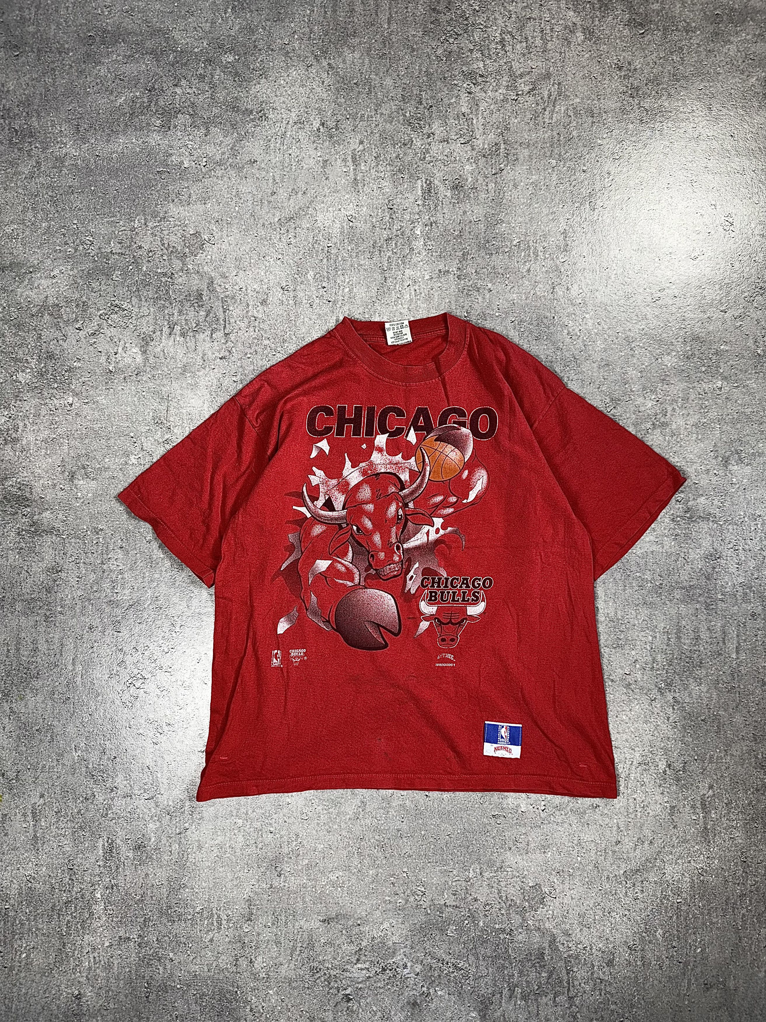 Nutmeg Nutmeg vintage chicago bulls 90s boxy tee Size US XL / EU 56 / 4 - 1 Thumbnail