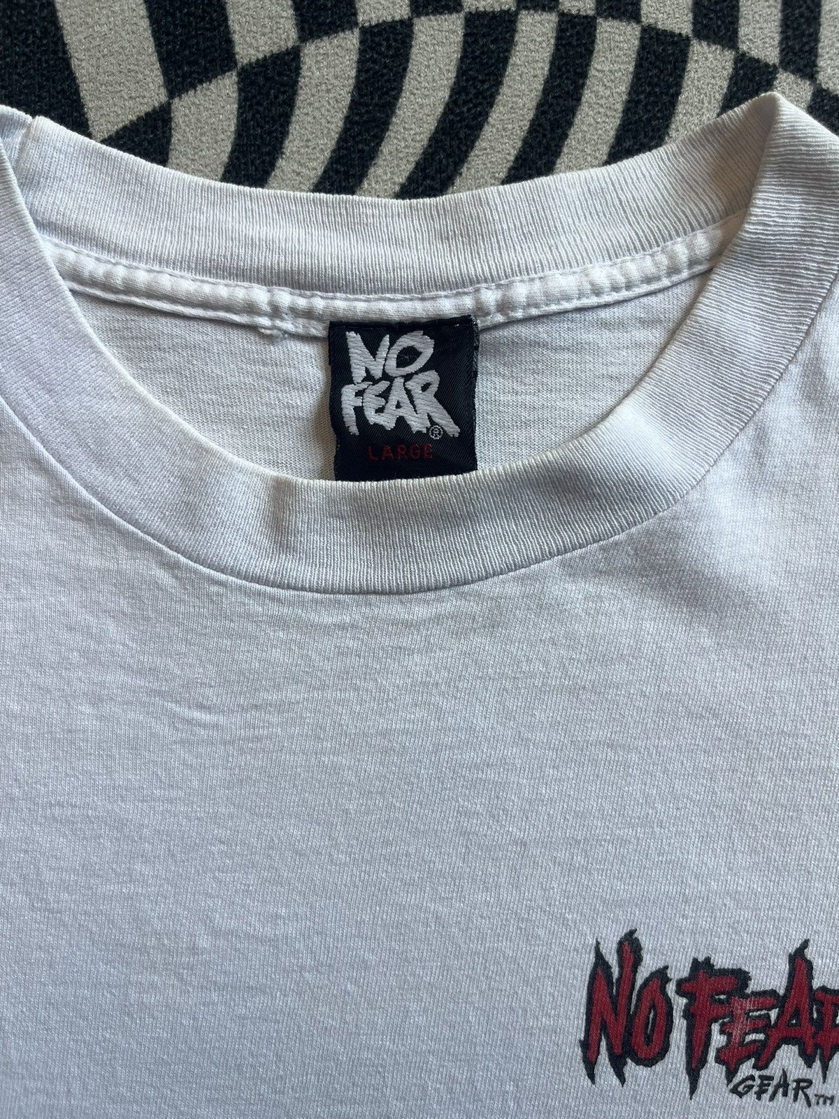 No Fear Vintage NOFEAR Pussy Chicken 93’s BAAGOE Tshirt Size US L / EU 52-54 / 3 - 5 Thumbnail