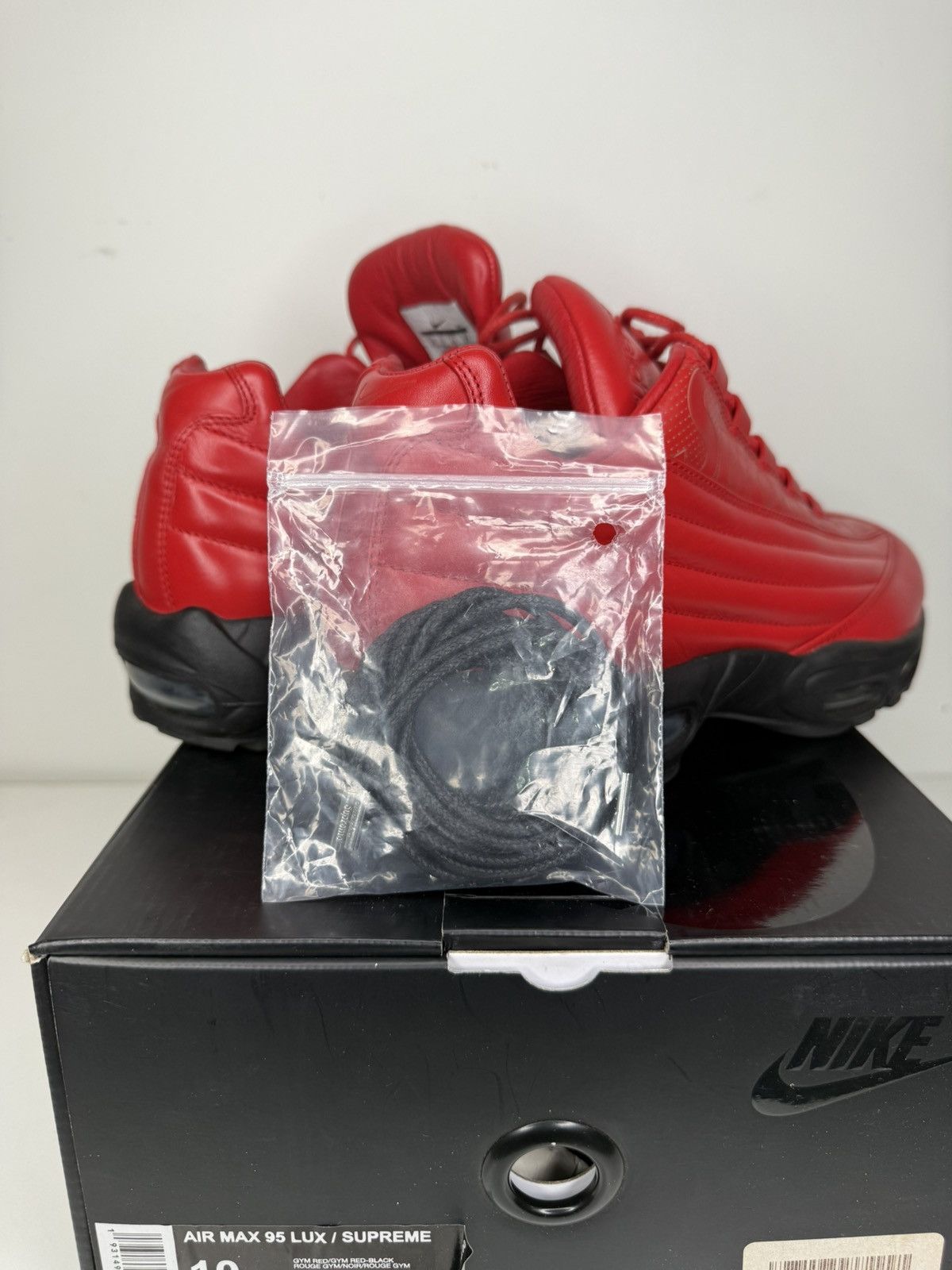 Nike × Supreme Supreme 95 Lux Size US 10 / EU 43 - 7 Thumbnail