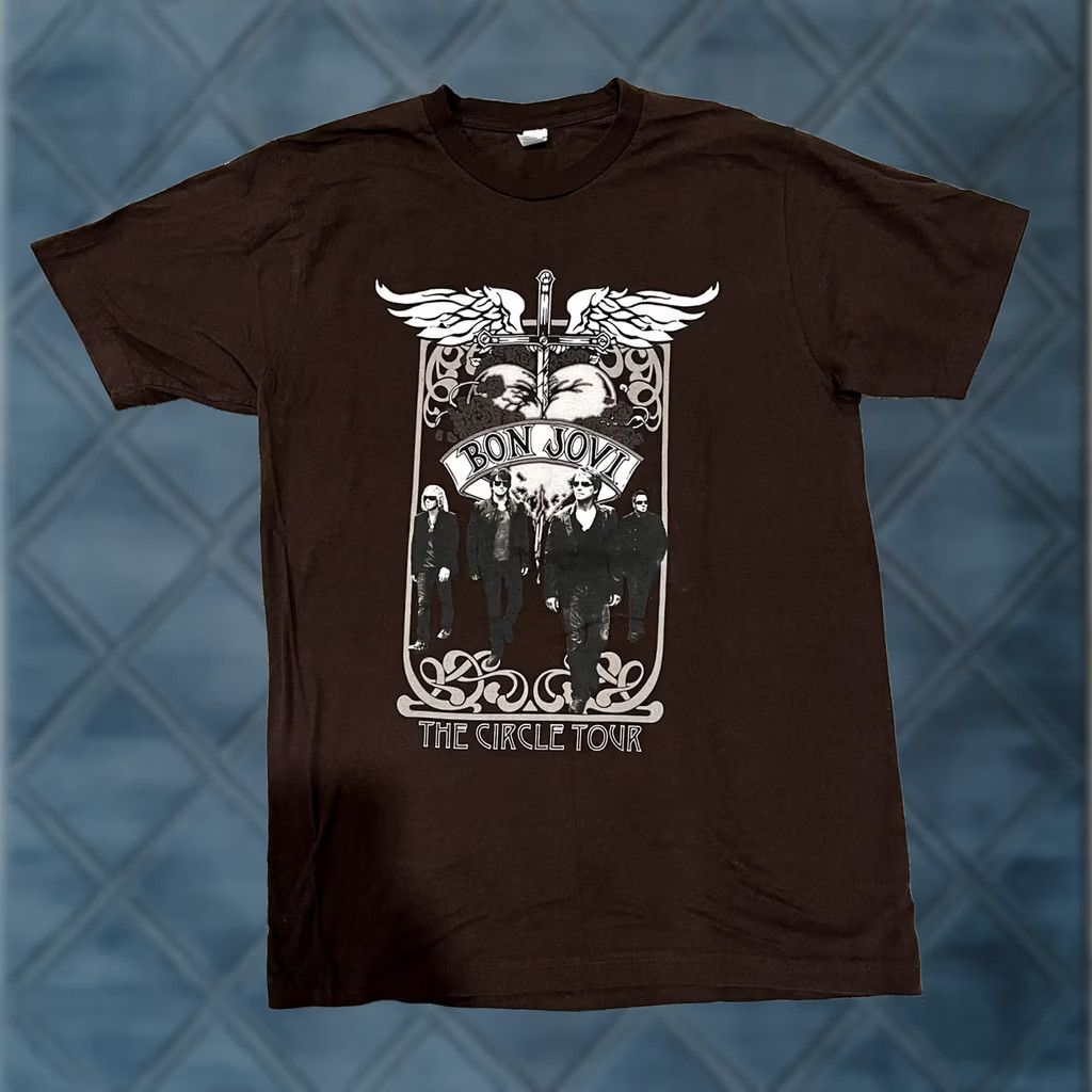Tultex Bon Jovi Circle Tour Mens T Shirt Brown Medium Tultex Crew Neck Short Sleeve Rock 2010 Vintage No N/A Size US M / EU 48-50 / 2 - 1 Thumbnail