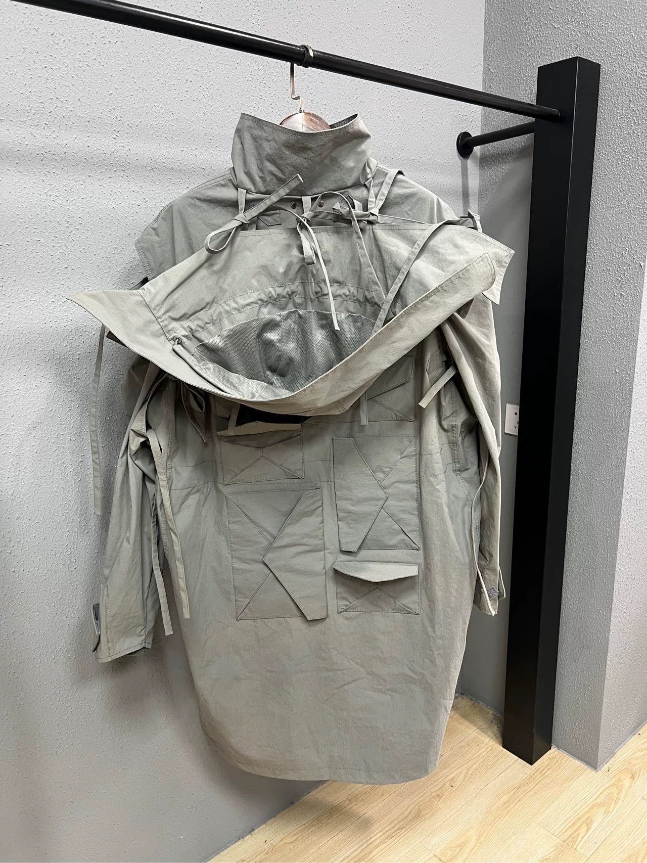 Louis Vuitton deconstructed windbreaker by Lv Size US L / EU 52-54 / 3 - 1 Preview