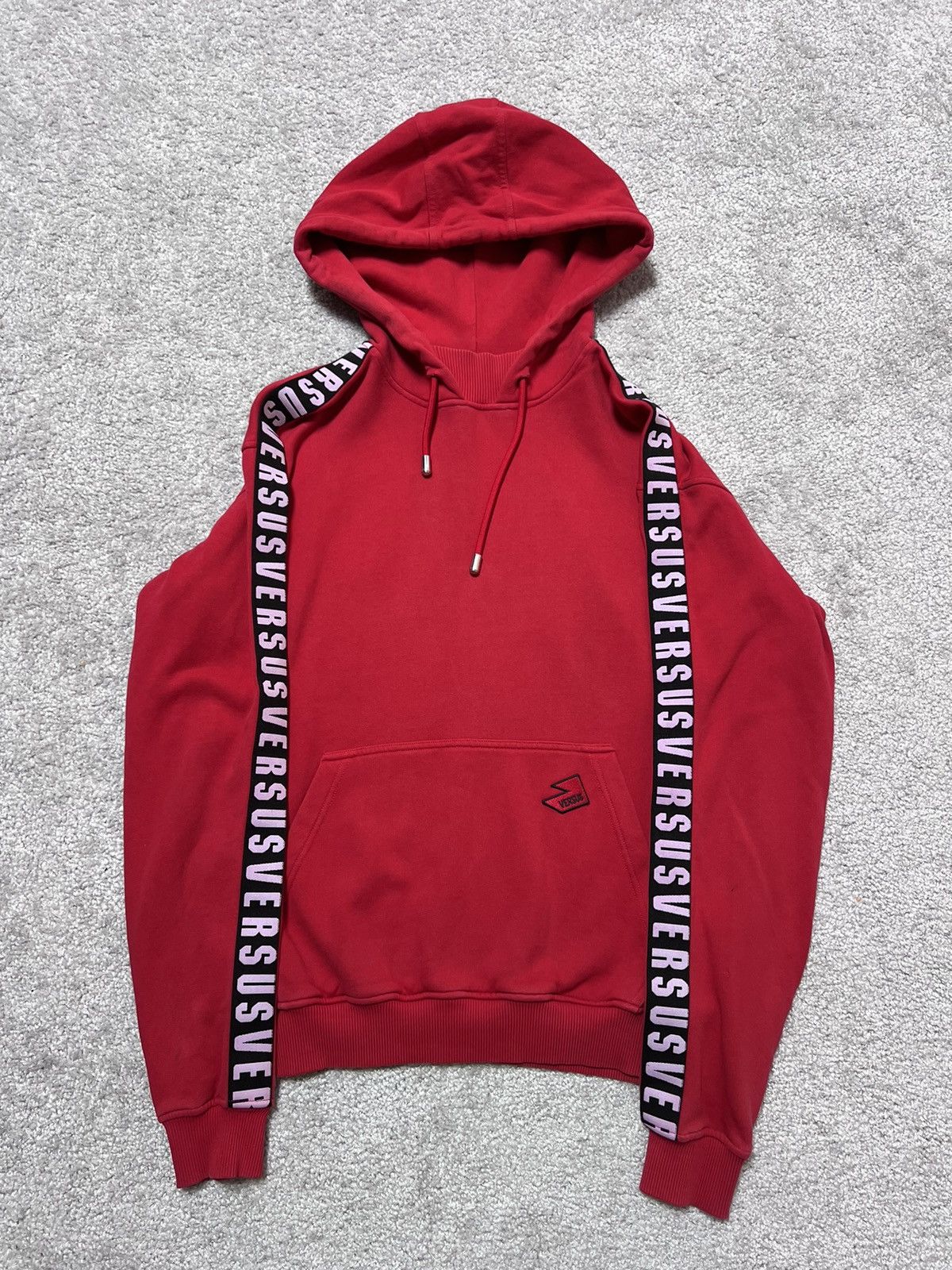 Versus Versace Versace Versus Red Lampas Hoodie Size M Size US M / EU 48-50 / 2 - 2 Thumbnail